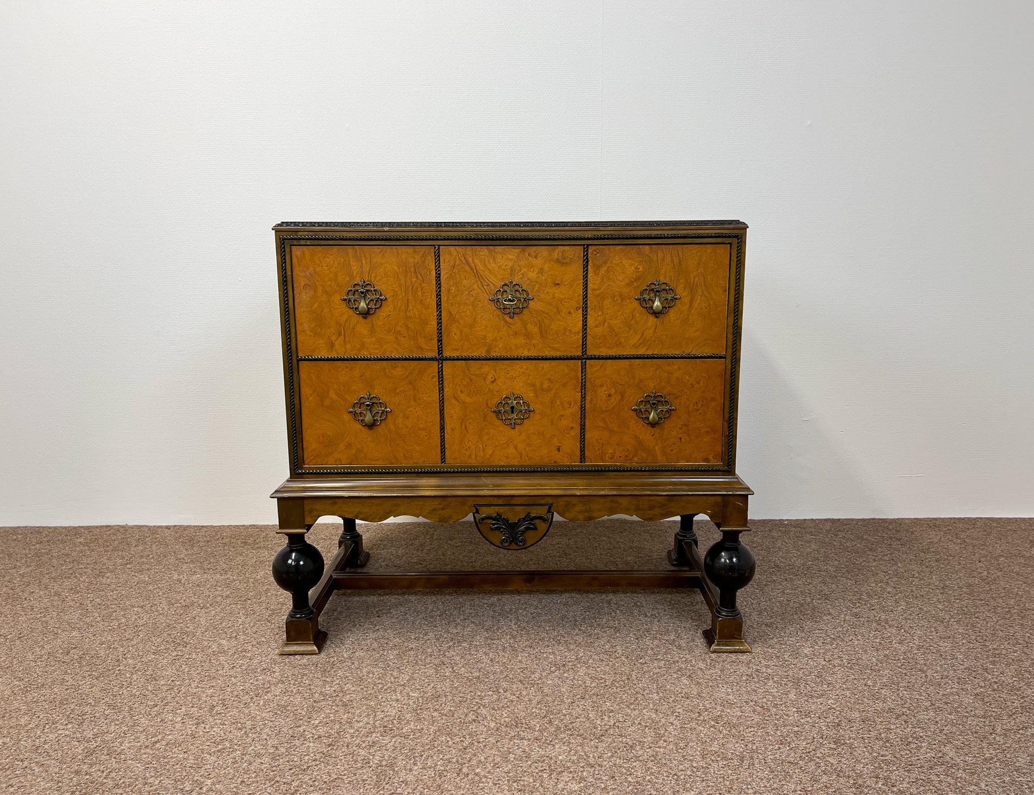 Swedish Art Deco Chest of Drawers Attributed to Carl Malmsten, Sweden, 1920s For Sale