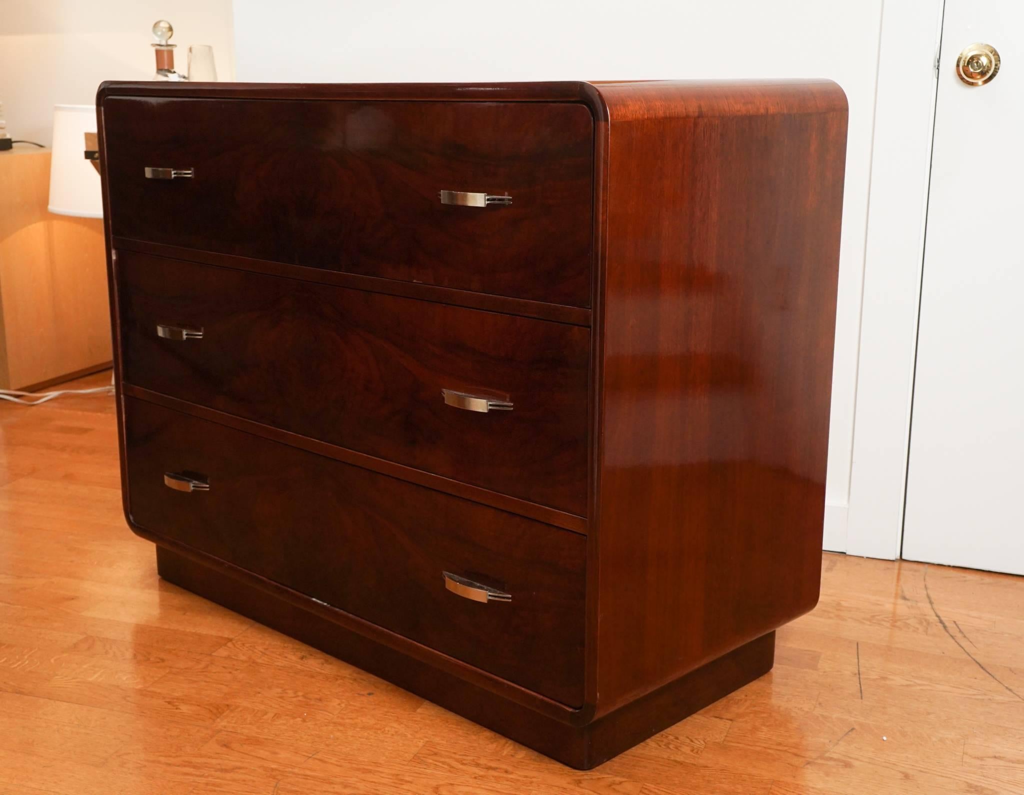 Art Deco Chest of Drawers 3