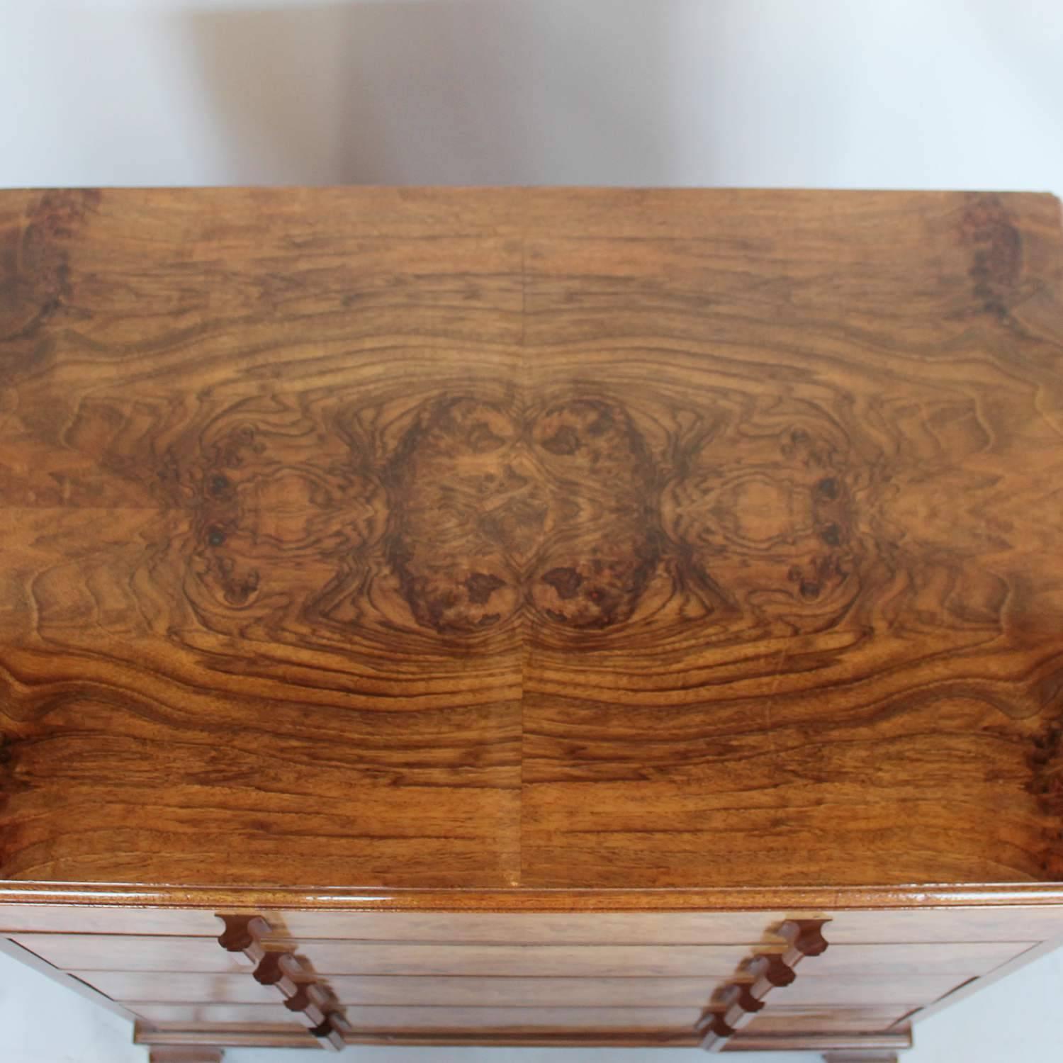 Art Deco Chest of Drawers In Excellent Condition In Forest Row, East Sussex