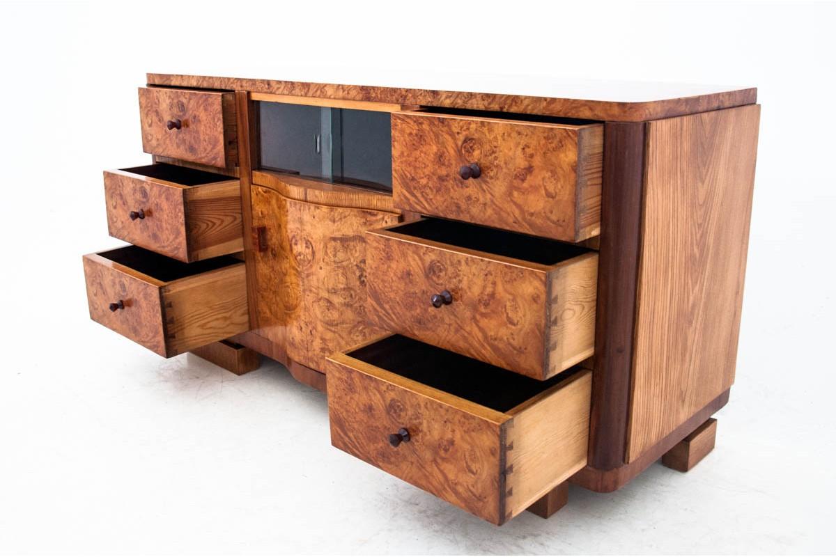 Walnut Art Deco Chest of Drawers from 1940