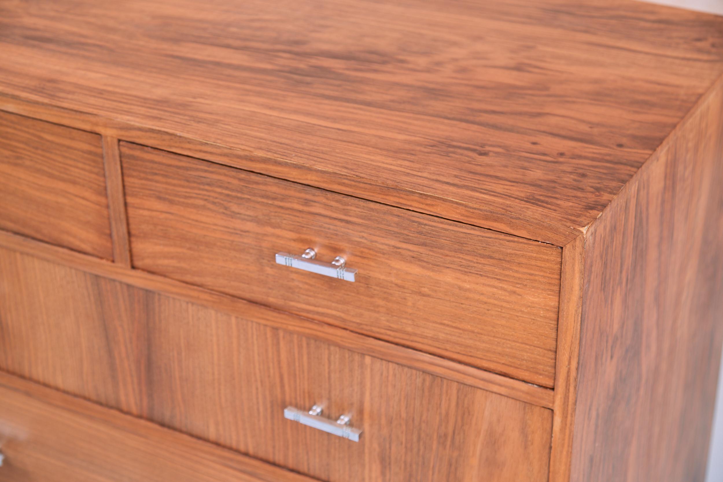 Art Deco Chest of Drawers, Hamptons of Pall Mall, London 1930s For Sale 5