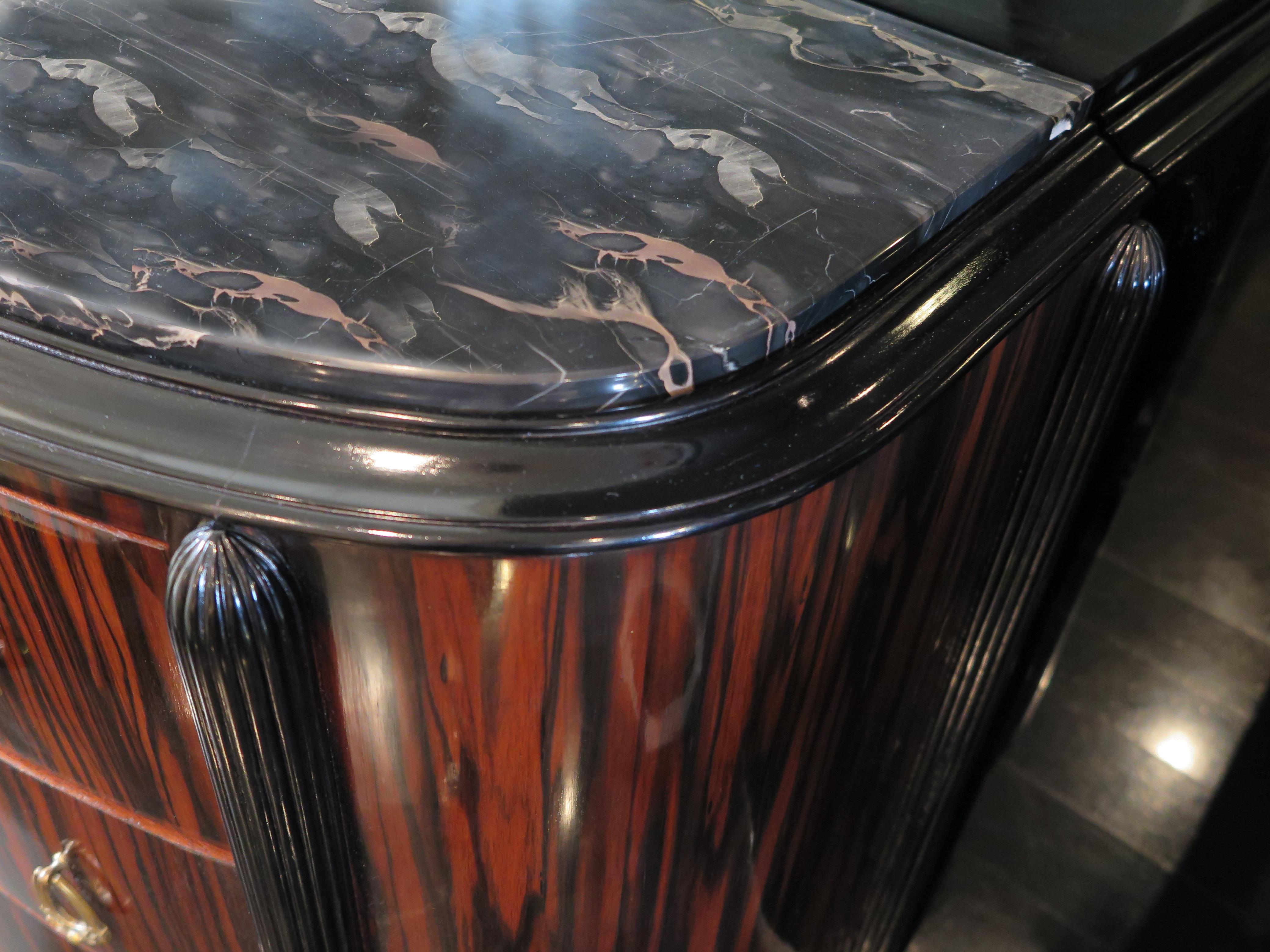 French Art Deco Chest of Drawers in Macassar Ebony Attributed to Michel Dufet