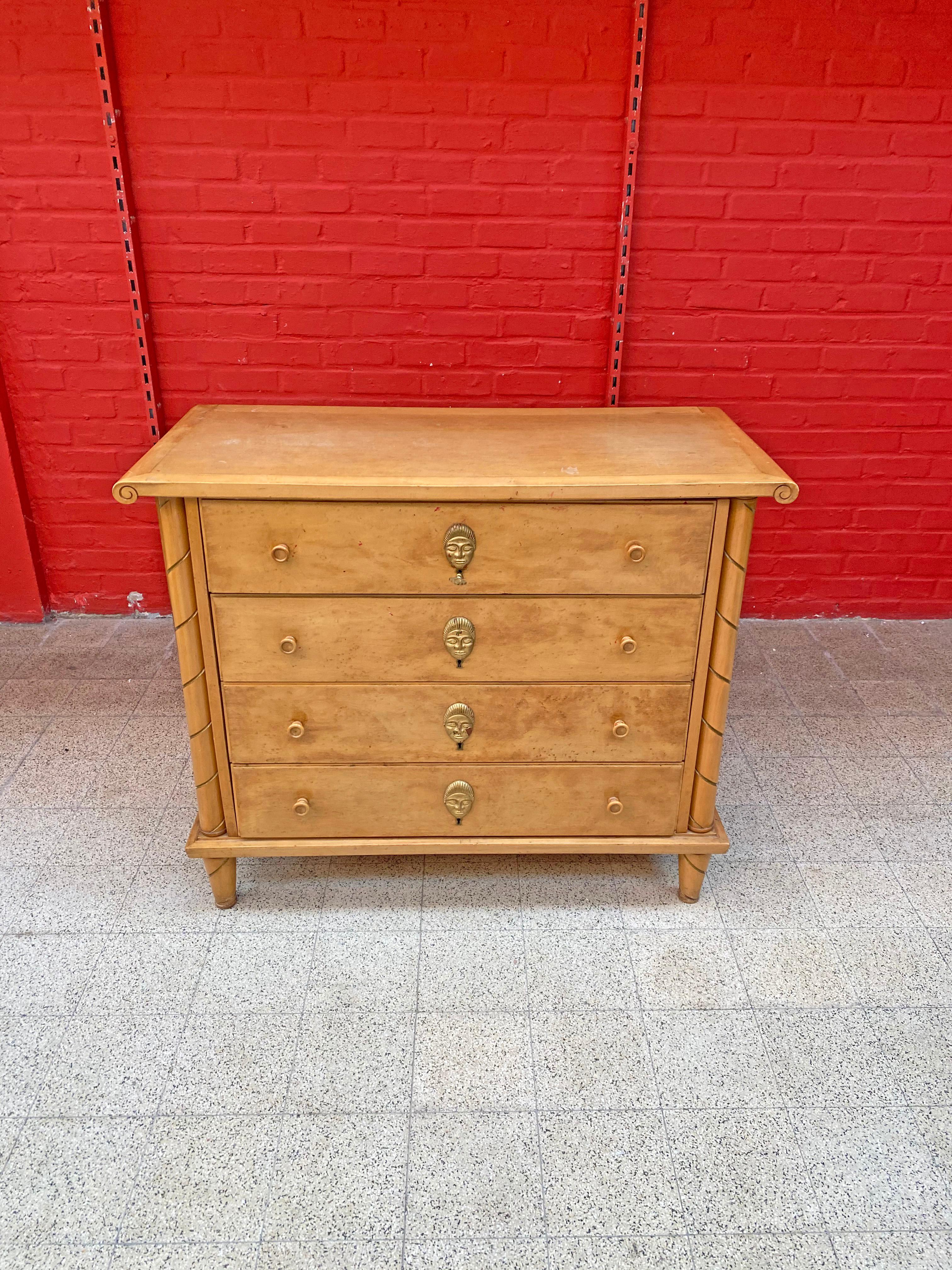 Art Deco Chest of Drawers in Maple and Bird's Eye Maple For Sale 13