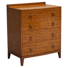 Art Deco Chest of Drawers in Wonderfully Expressive Maple England 1930s