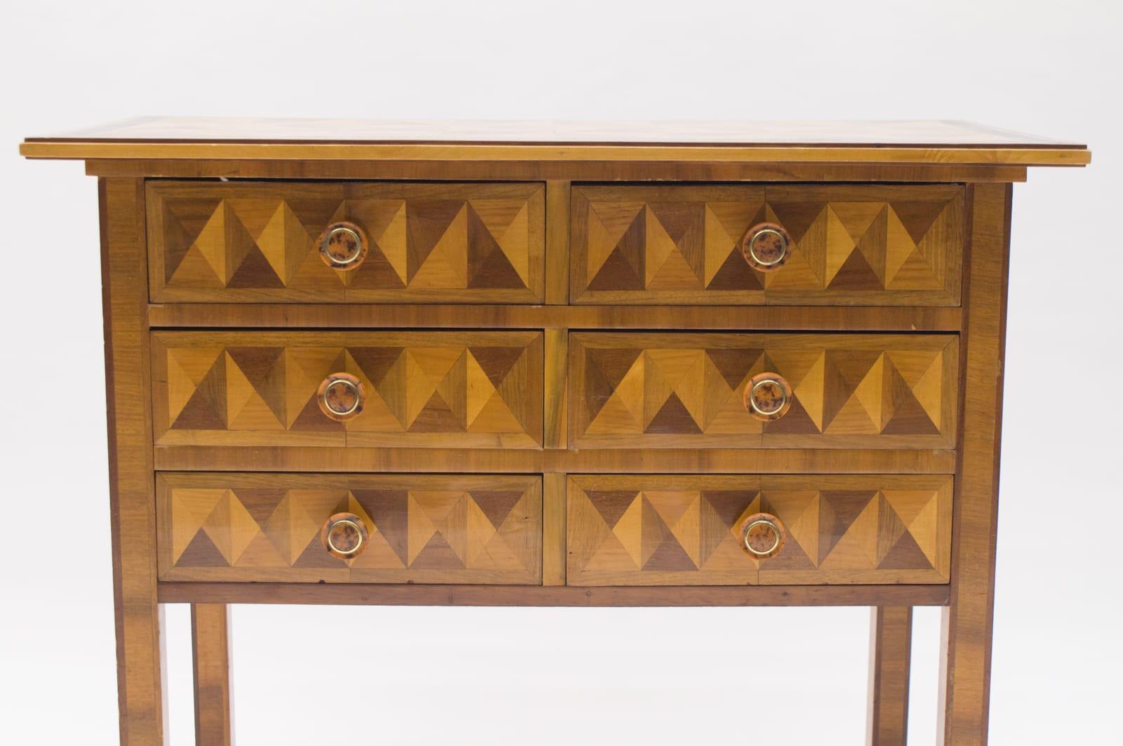 Art Deco Chest of Drawers with 3D Pattern, 1930s 2