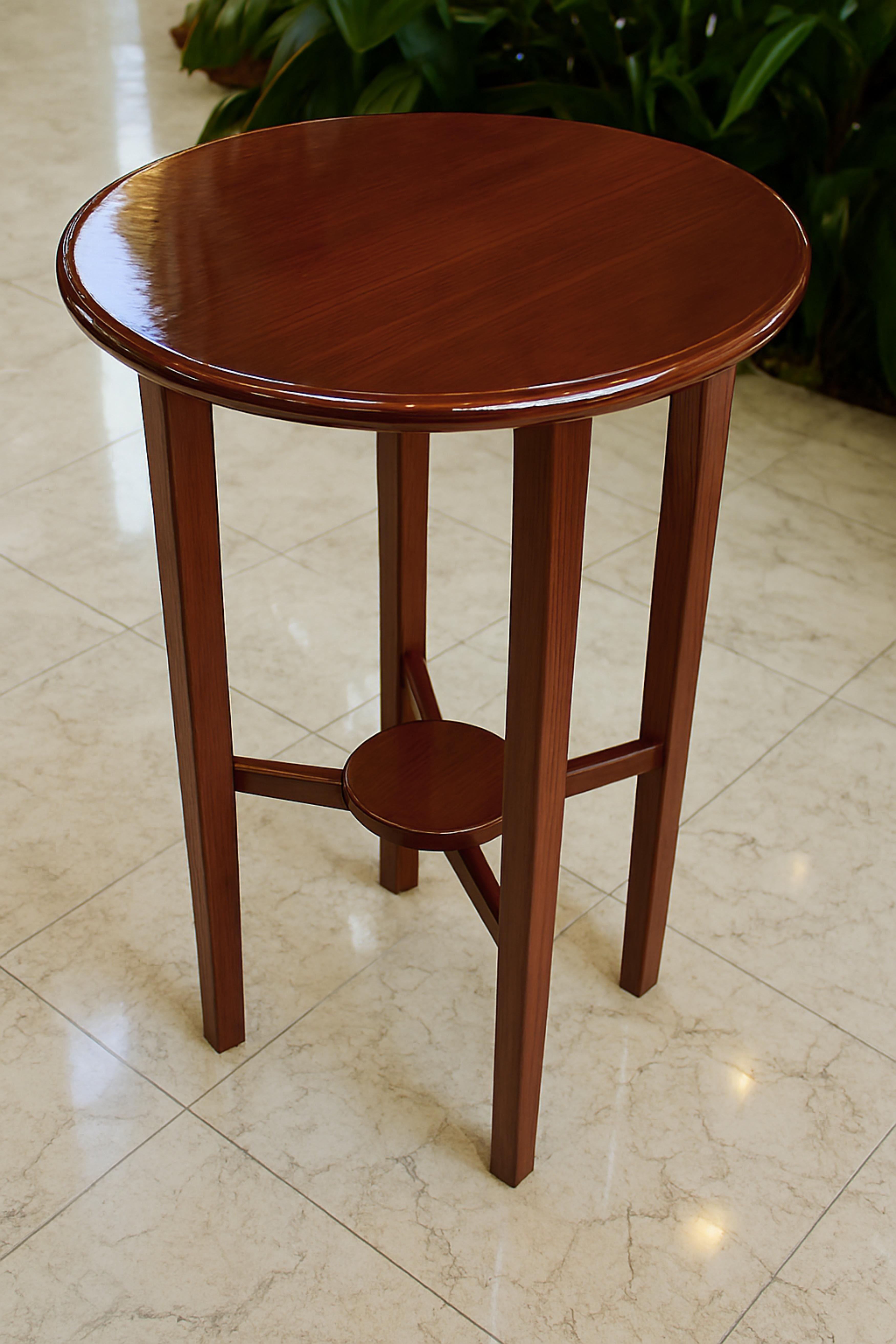 Art Deco Chestnut Side Table, 20th Century For Sale 5