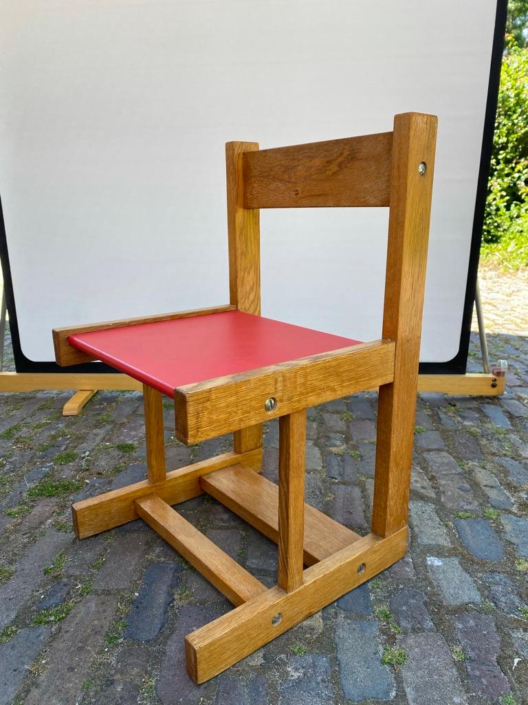 Art Deco Child Desk and Chair, Cubism, 1910, The Netherlands For Sale 4