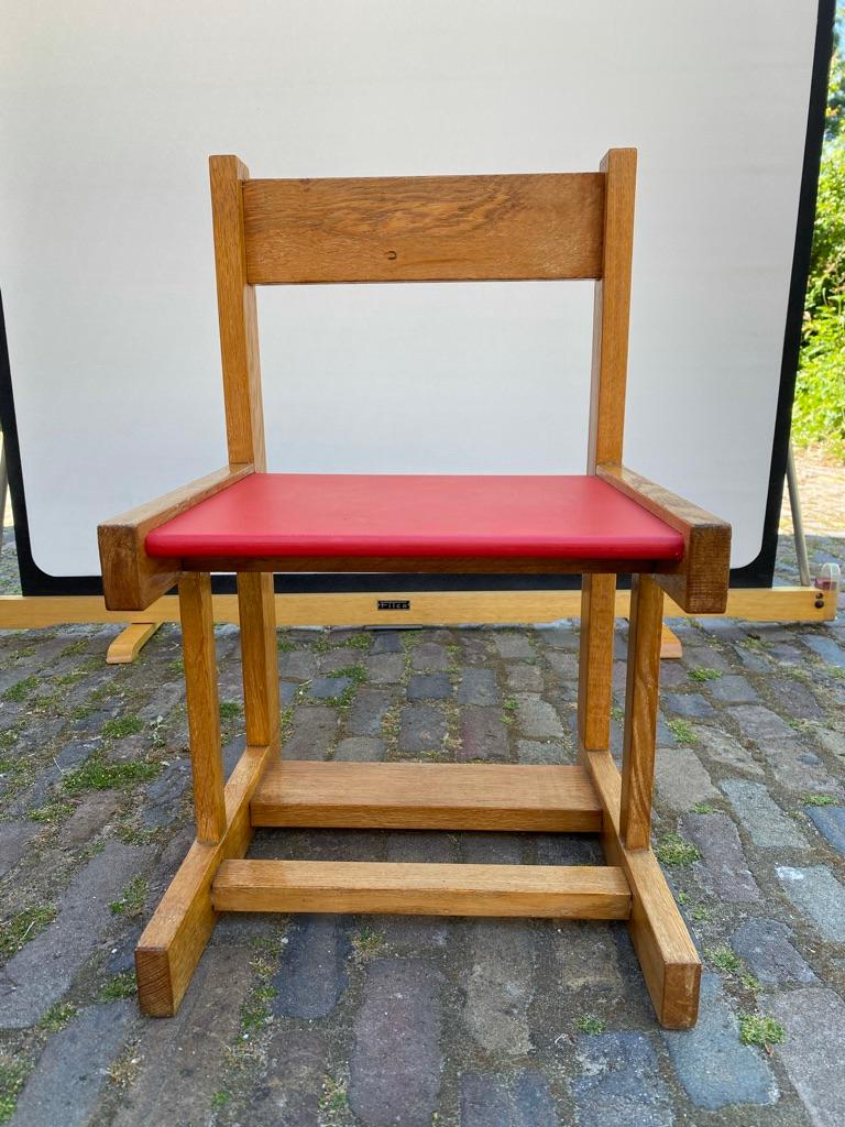 Art Deco Child Desk and Chair, Cubism, 1910, The Netherlands For Sale 7