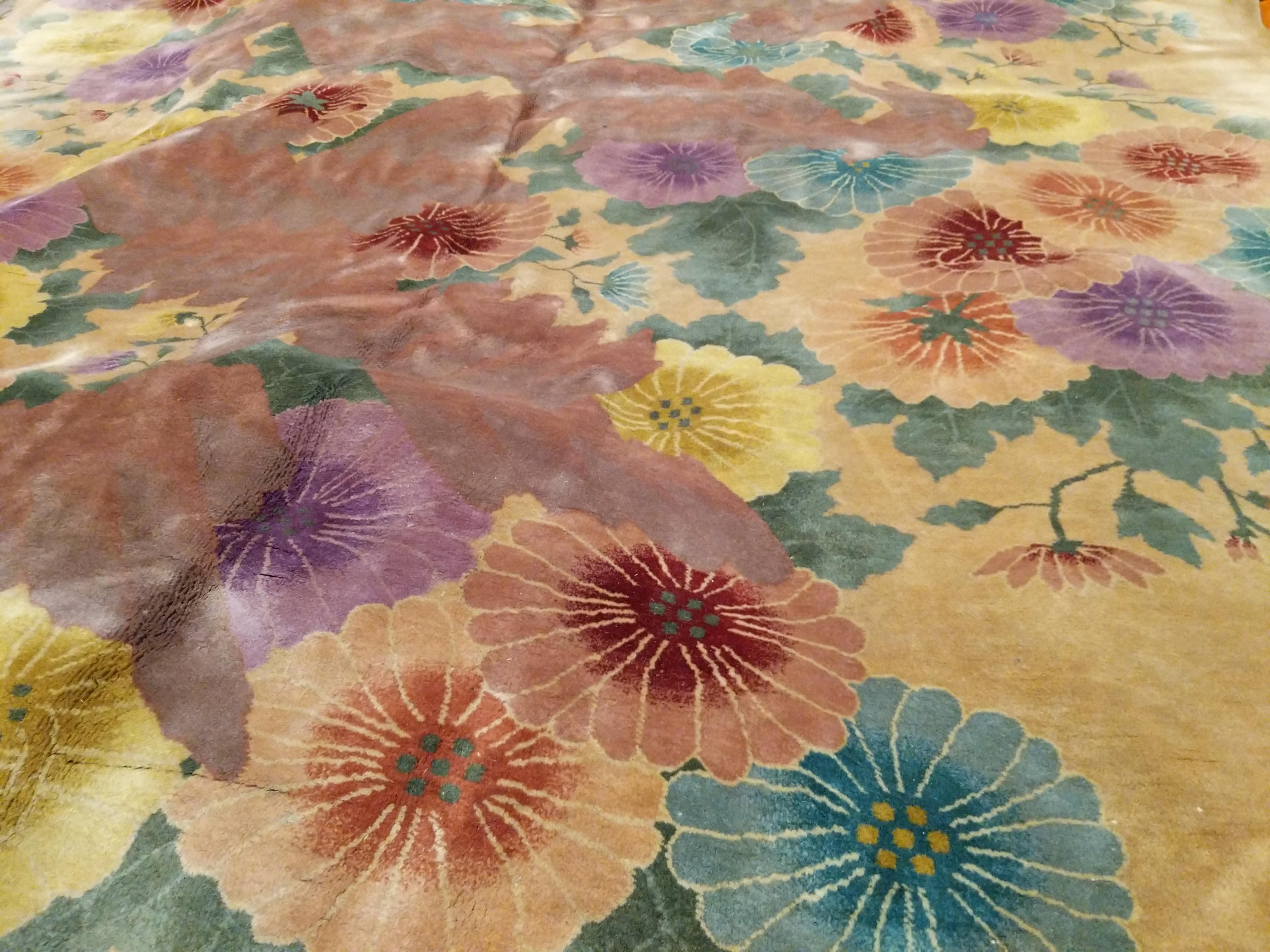 Chinesischer Art-Déco-Teppich von Nichols & Co. (Handgeknüpft) im Angebot