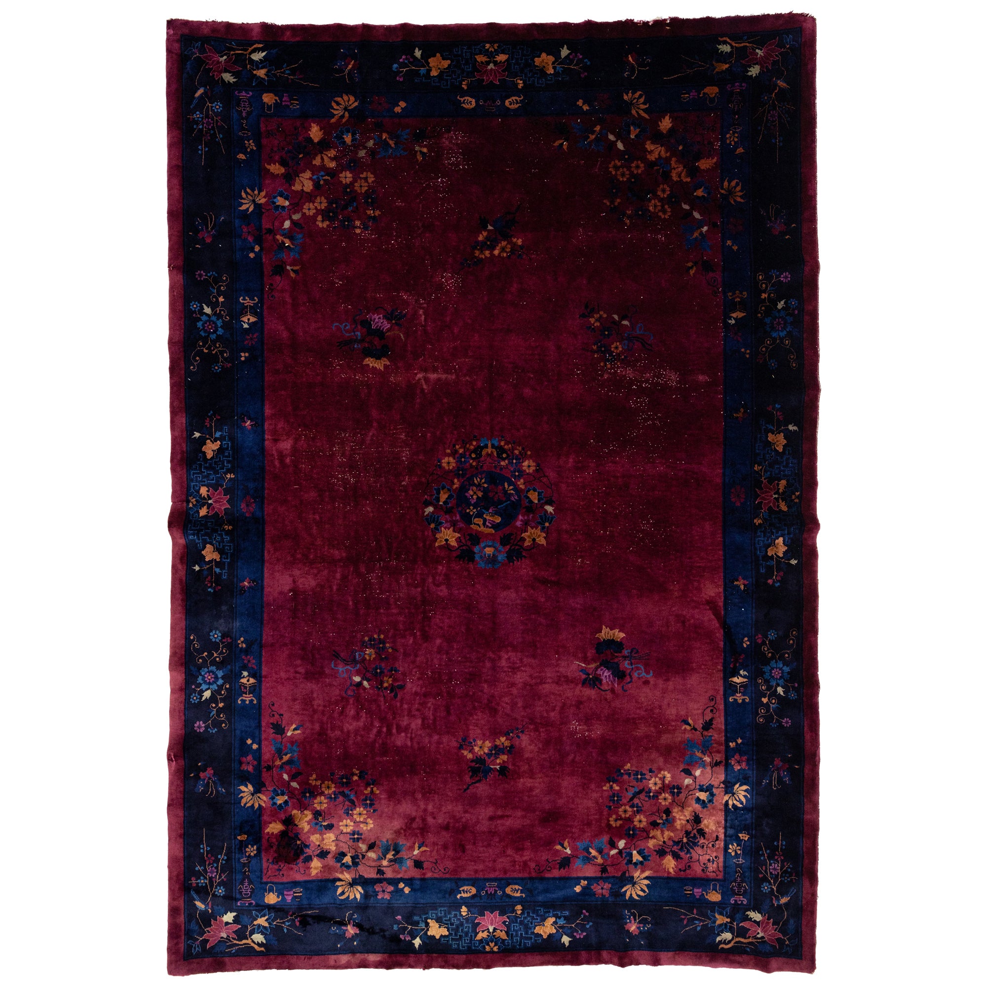 Art Deco Chinese Floral Designs Antique Wool Rug In Red (Tapis de laine ancien)