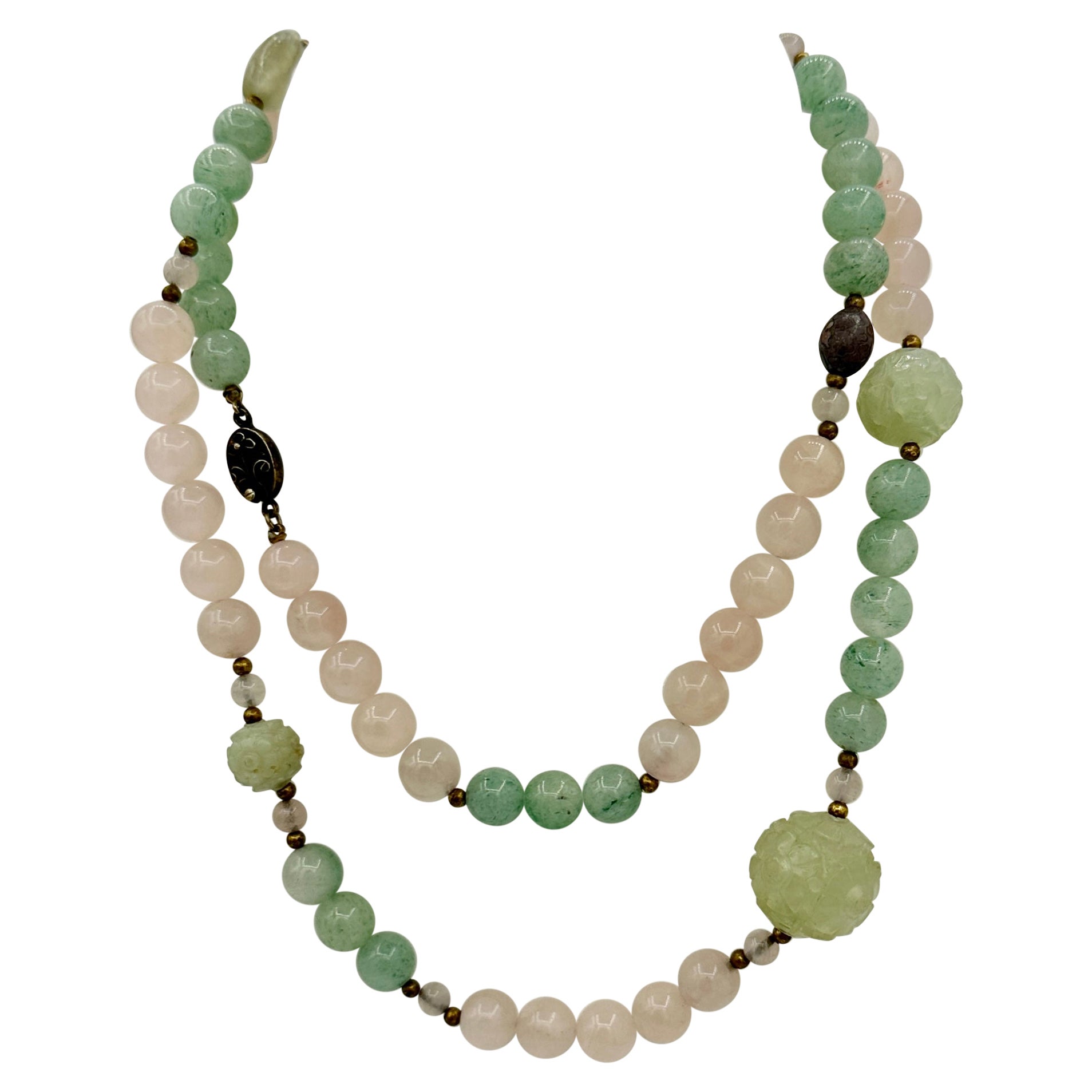 Collana Art Deco cinese di rose e quarzo verde da 36" con perline floreali intagliate a mano