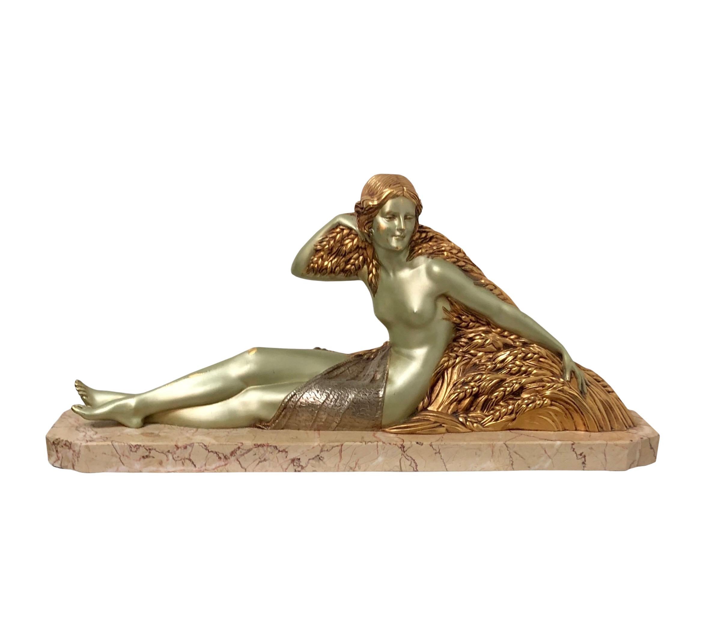 Français Sculpture Art Déco Chiparus en bronze  en vente