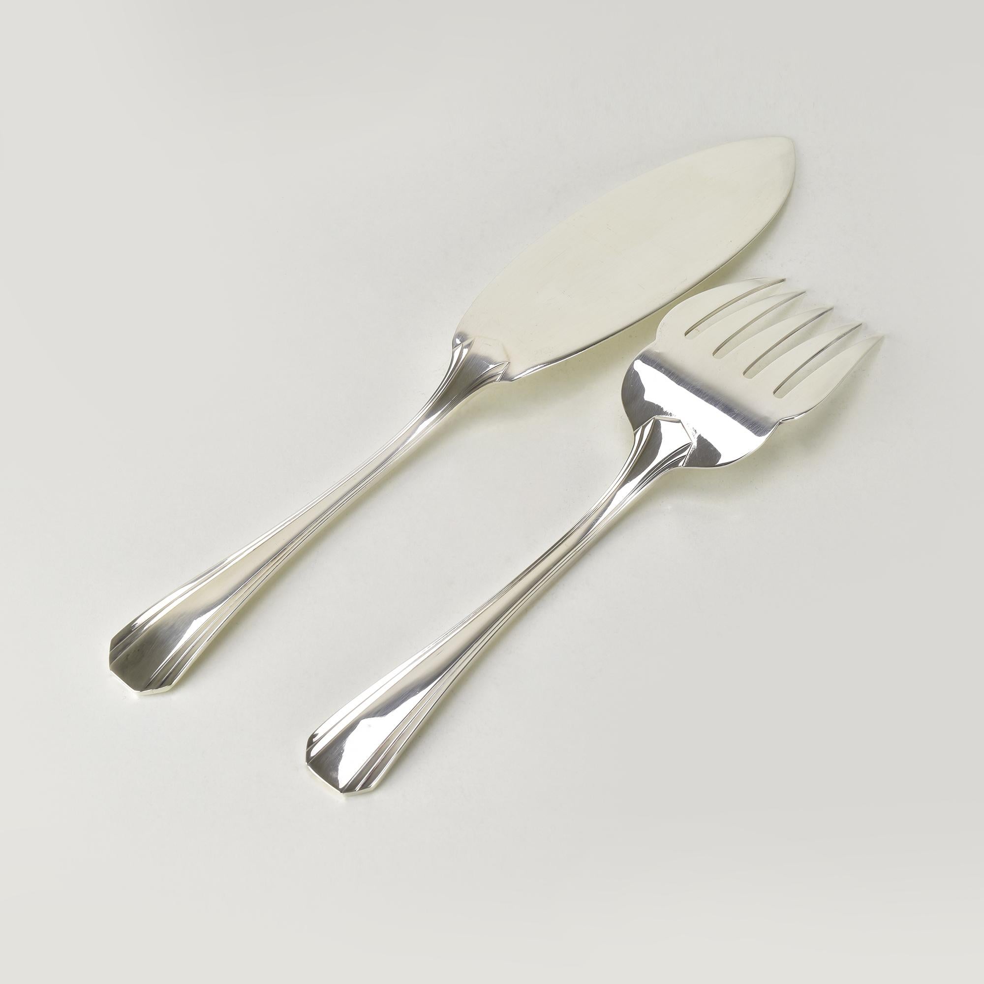 Milieu du XXe siècle Service à poisson Art Déco Christofle Boreal en métal argenté Design Luc Lanel en vente
