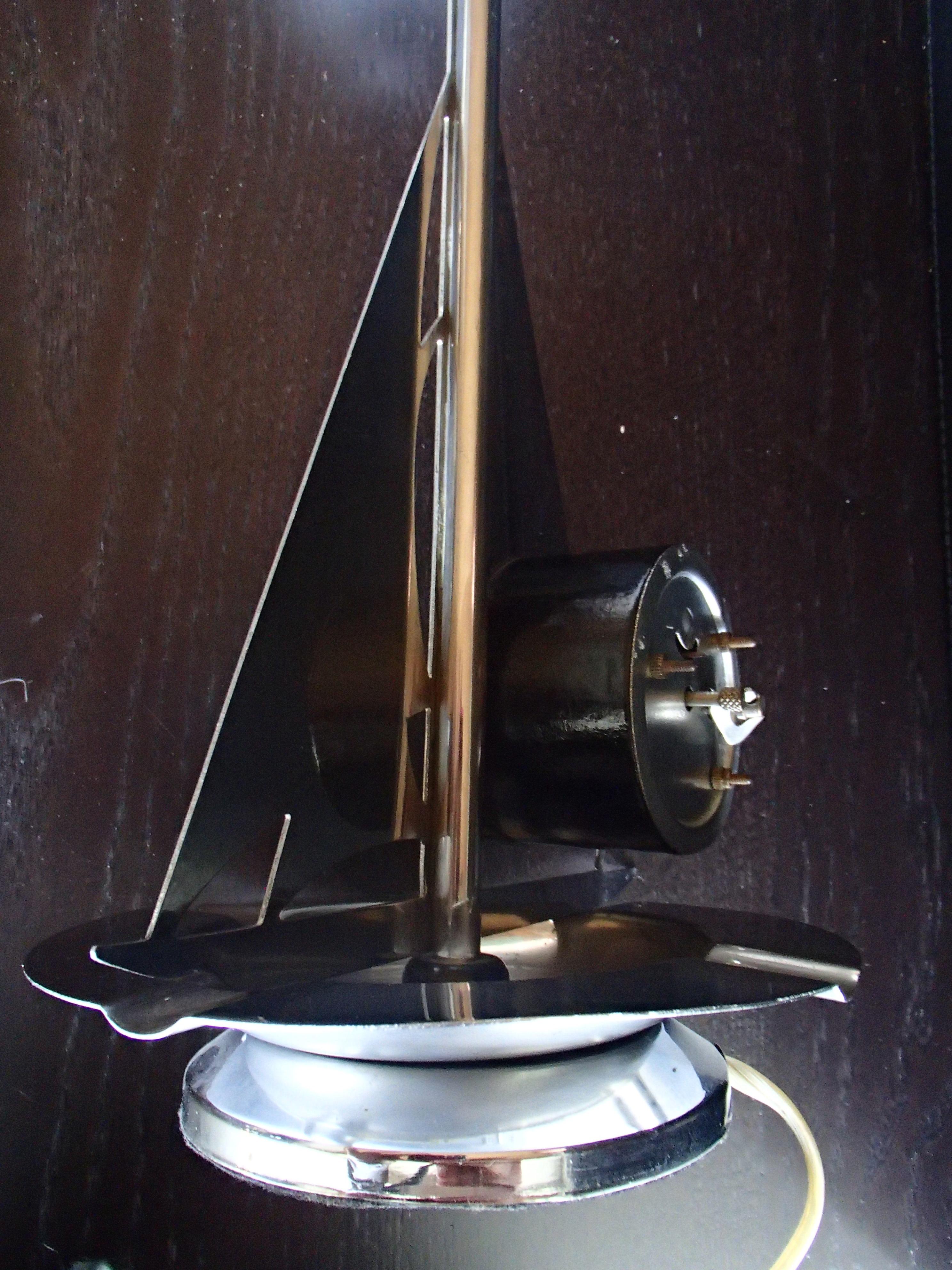 Art Deco Chrom Sailing Boat Table Lamp with Clock and Ashtree 1