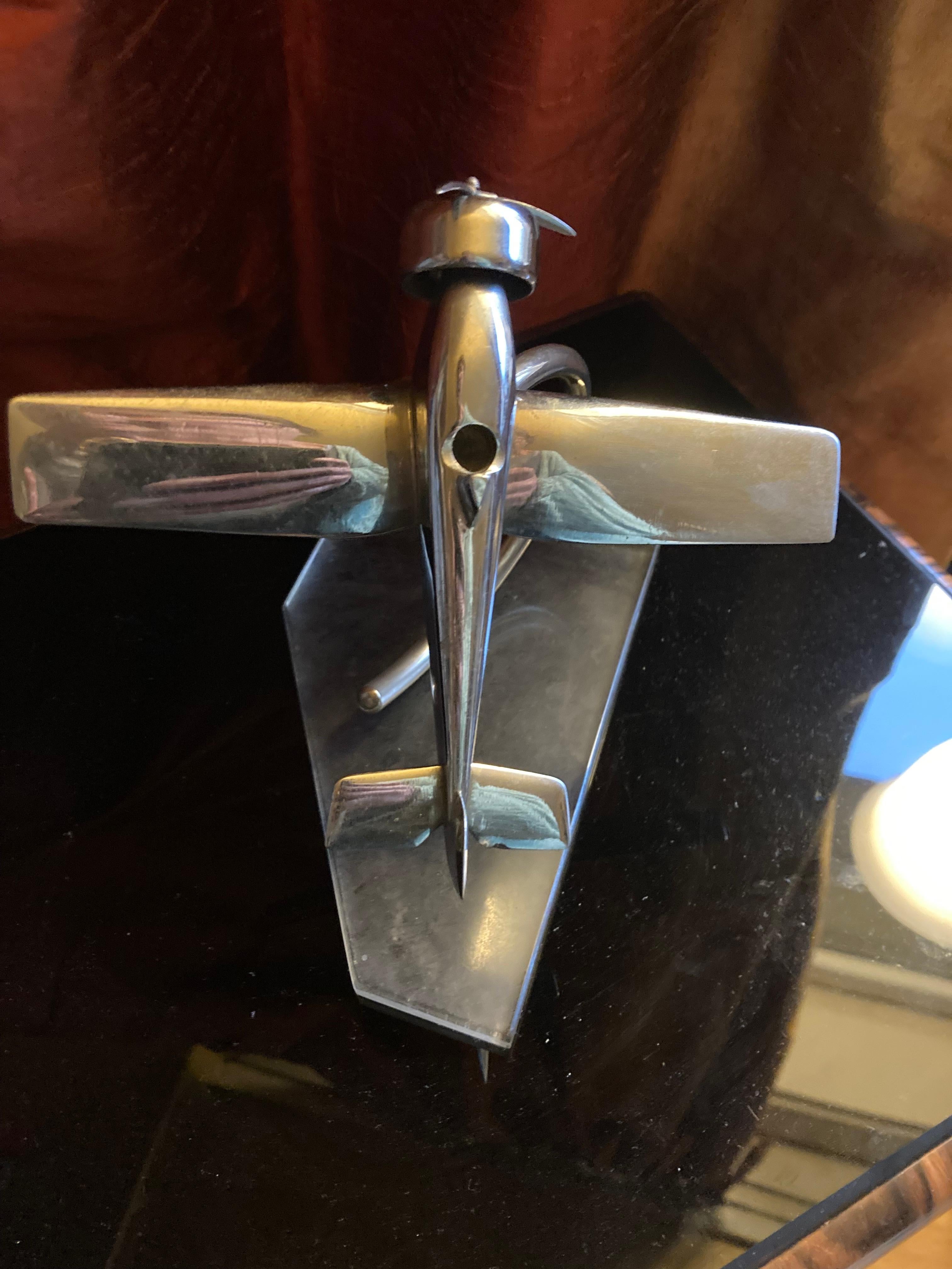 Art Deco Chrome Aeroplane from the 30s, Decorative Desk Object For Sale 3