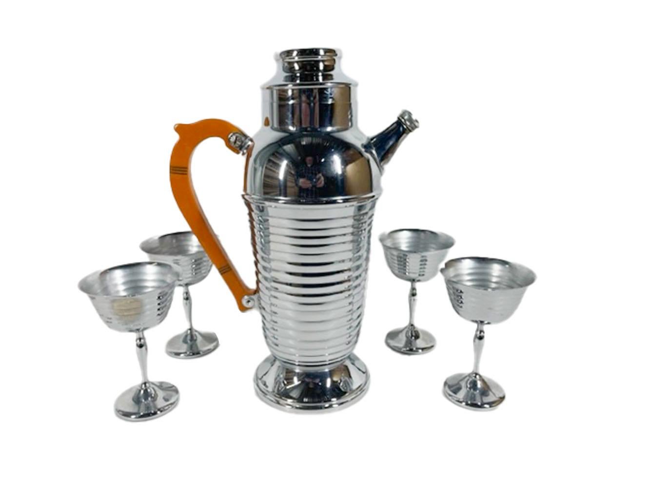 Art Deco Chrome and Bakelite Cocktail Shaker Set with Ribbed Design For Sale 1