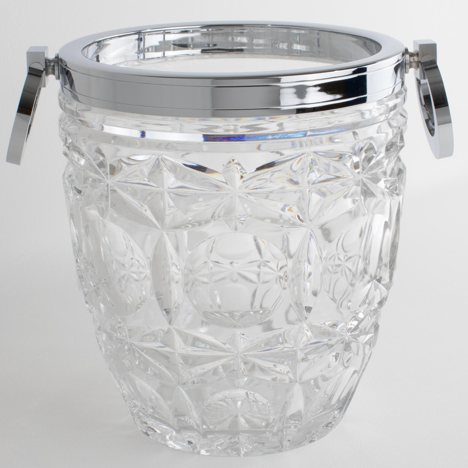 Art Deco Champagner-Eiskübel aus Chrom und Kristall von Alois Straszak für Le Crabe (Mitte des 20. Jahrhunderts) im Angebot