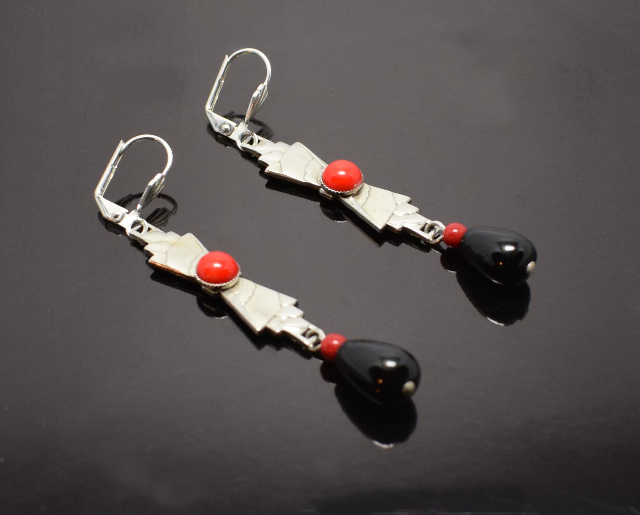 Art Deco Chrome and Glass 1930s Drop Earrings In Good Condition In Westward ho, GB