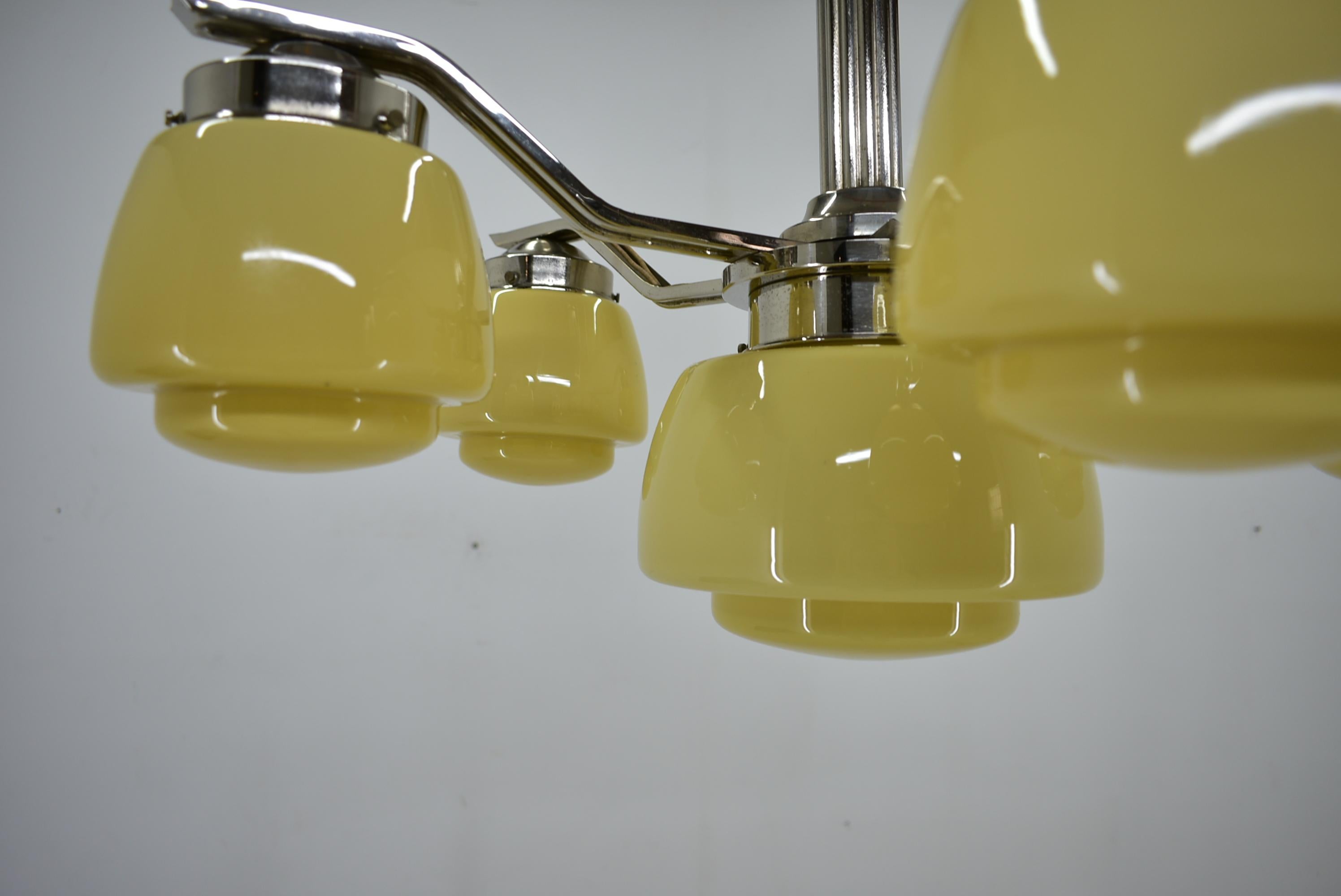 Lampadario Art Deco in vetro e cromo, anni '1920 in vendita 10