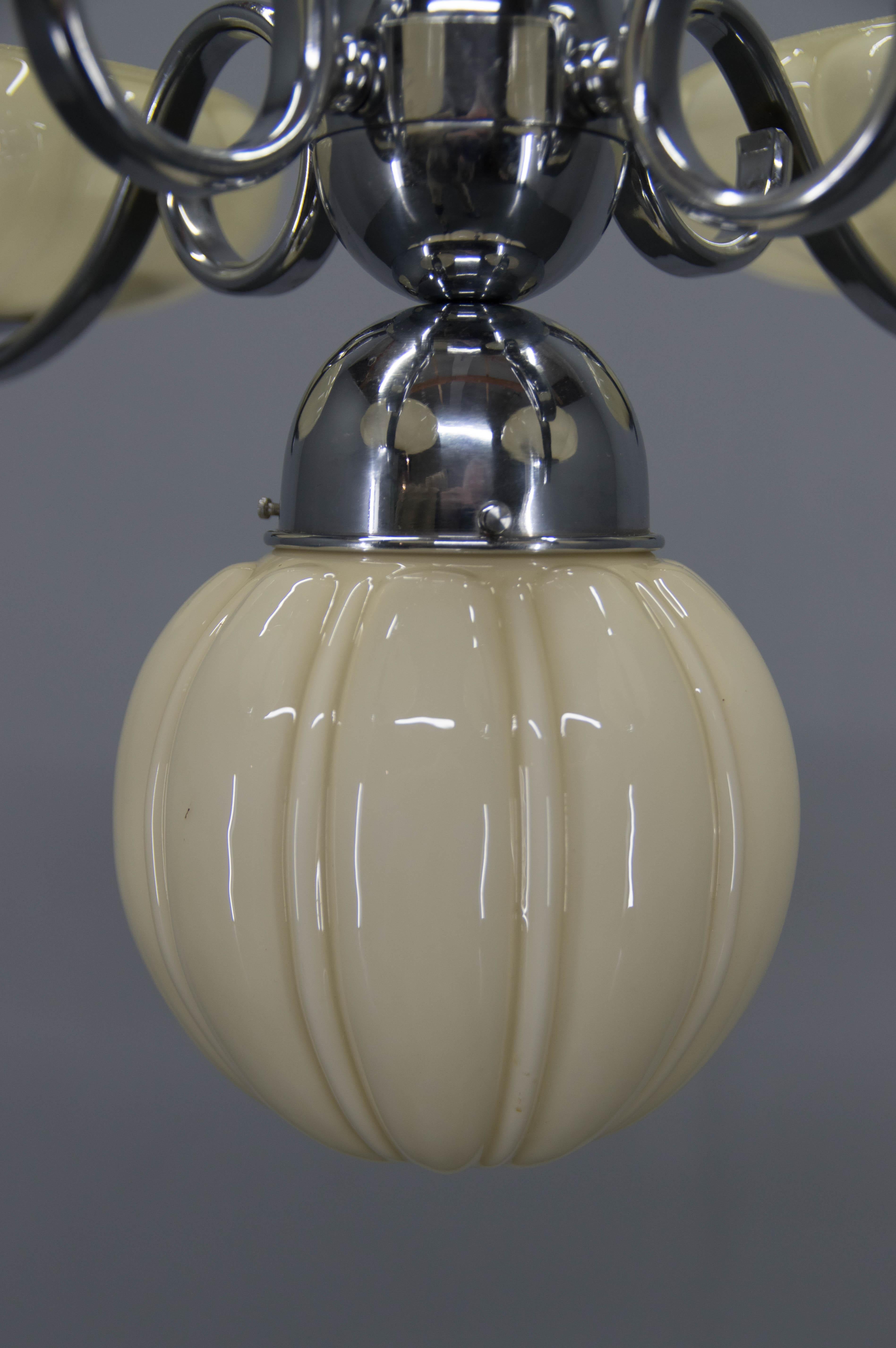 Lampadario Art Deco in vetro e cromo, anni '30 in vendita 5