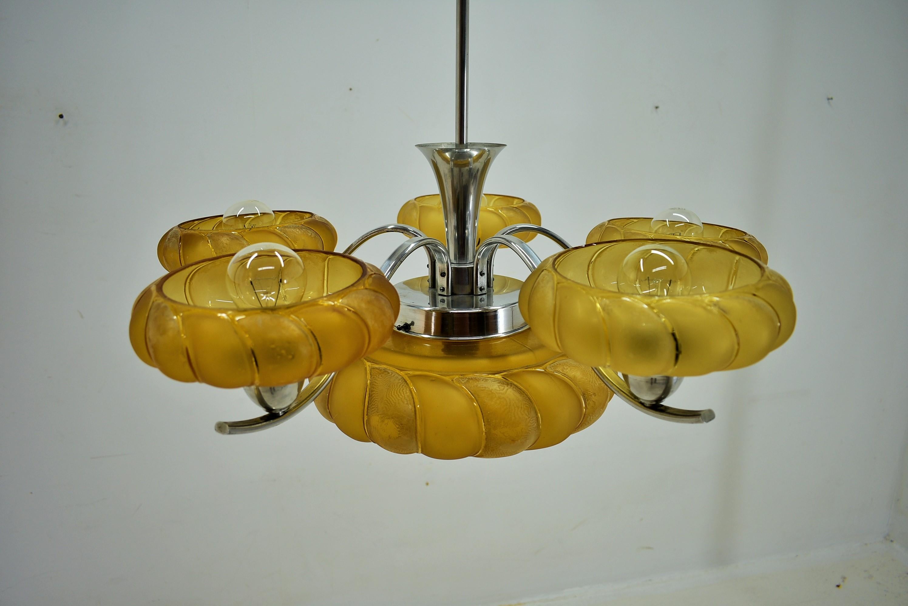 Art Deco Chrome and Glass Chandelier, 1930s In Good Condition For Sale In Praha, CZ