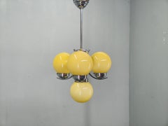 Lampadario Art Deco in cromo e vetro opalino, Cecoslovacchia