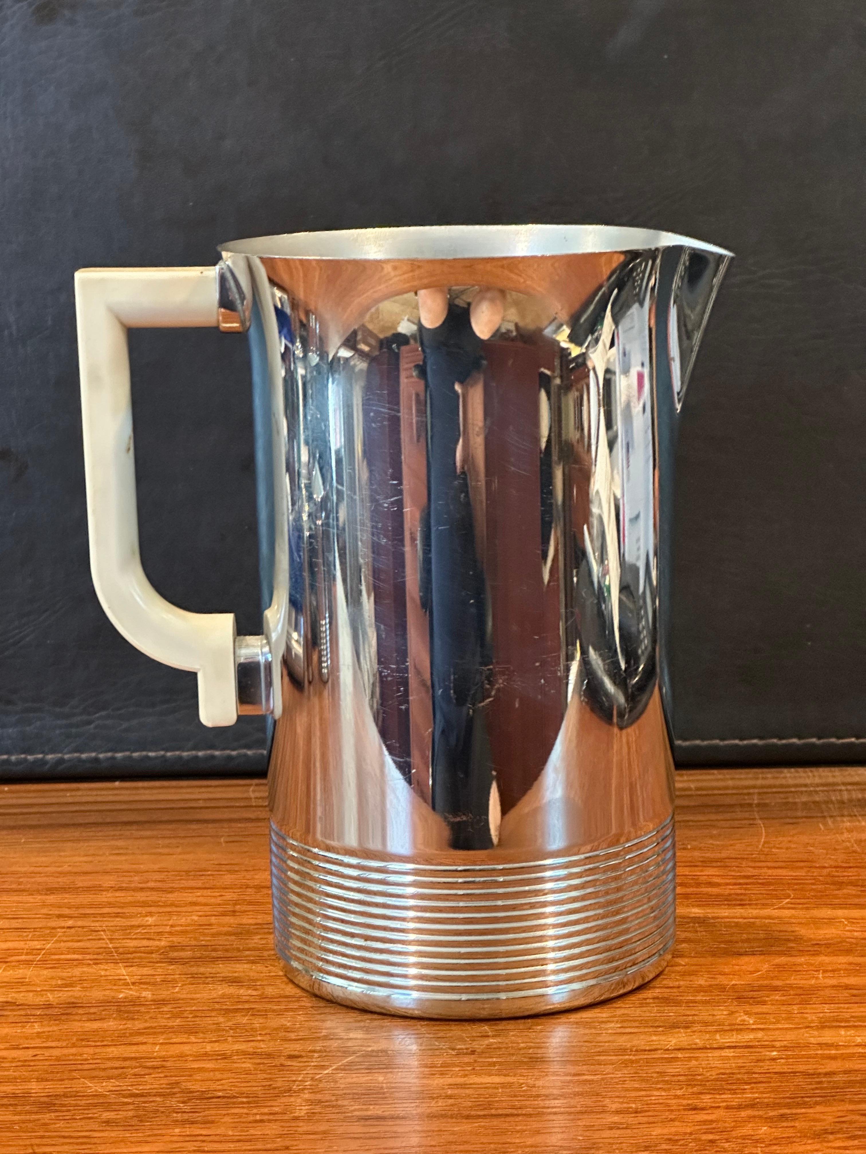Art Deco Chrome & Bakelite Water Pitcher by Chase Co. For Sale 6
