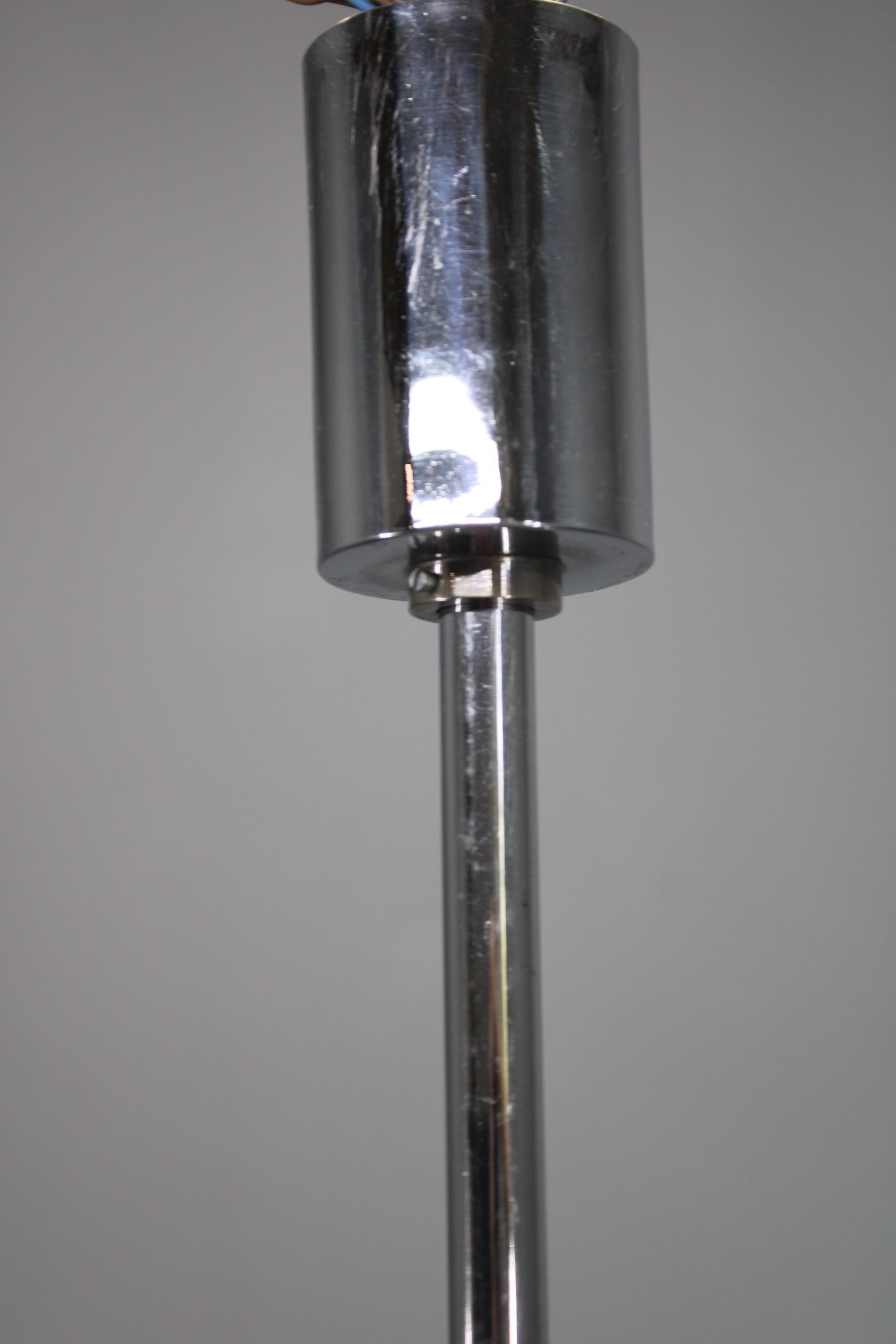 Metallo Art Deco Chrome Chandelier with 6 Sandblasted Glass Discs, Czechoslovakia 1930s in vendita