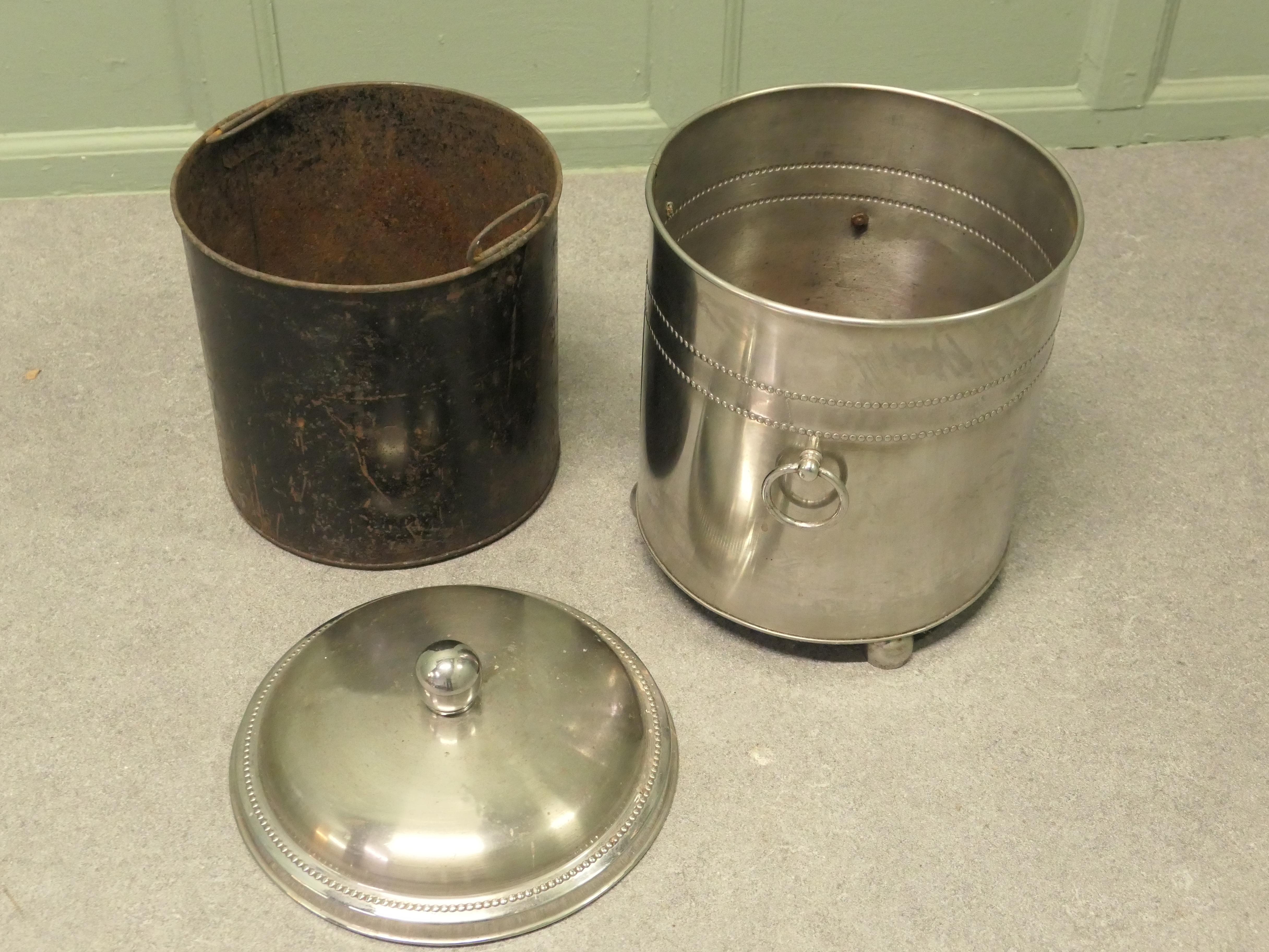 Art Déco Secchio da carbone cromato Art Deco Un design classico e un pezzo di qualità in vendita