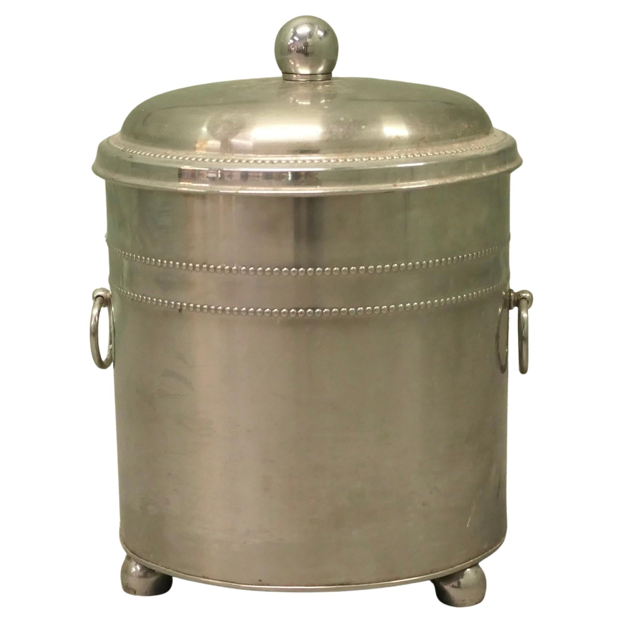 Secchio da carbone cromato Art Deco Un design classico e un pezzo di qualità in vendita