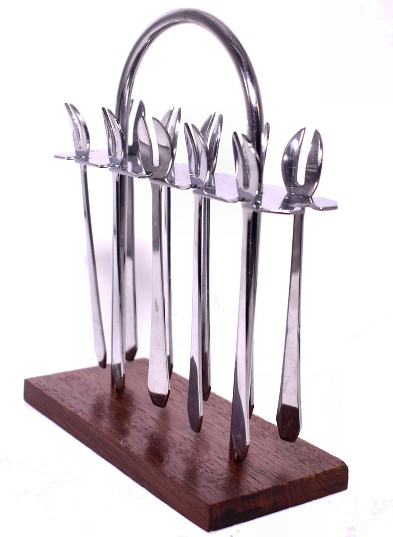 Art Deco Chrome Cocktail fork Set, circa 1930 In Good Condition For Sale In Devon, England