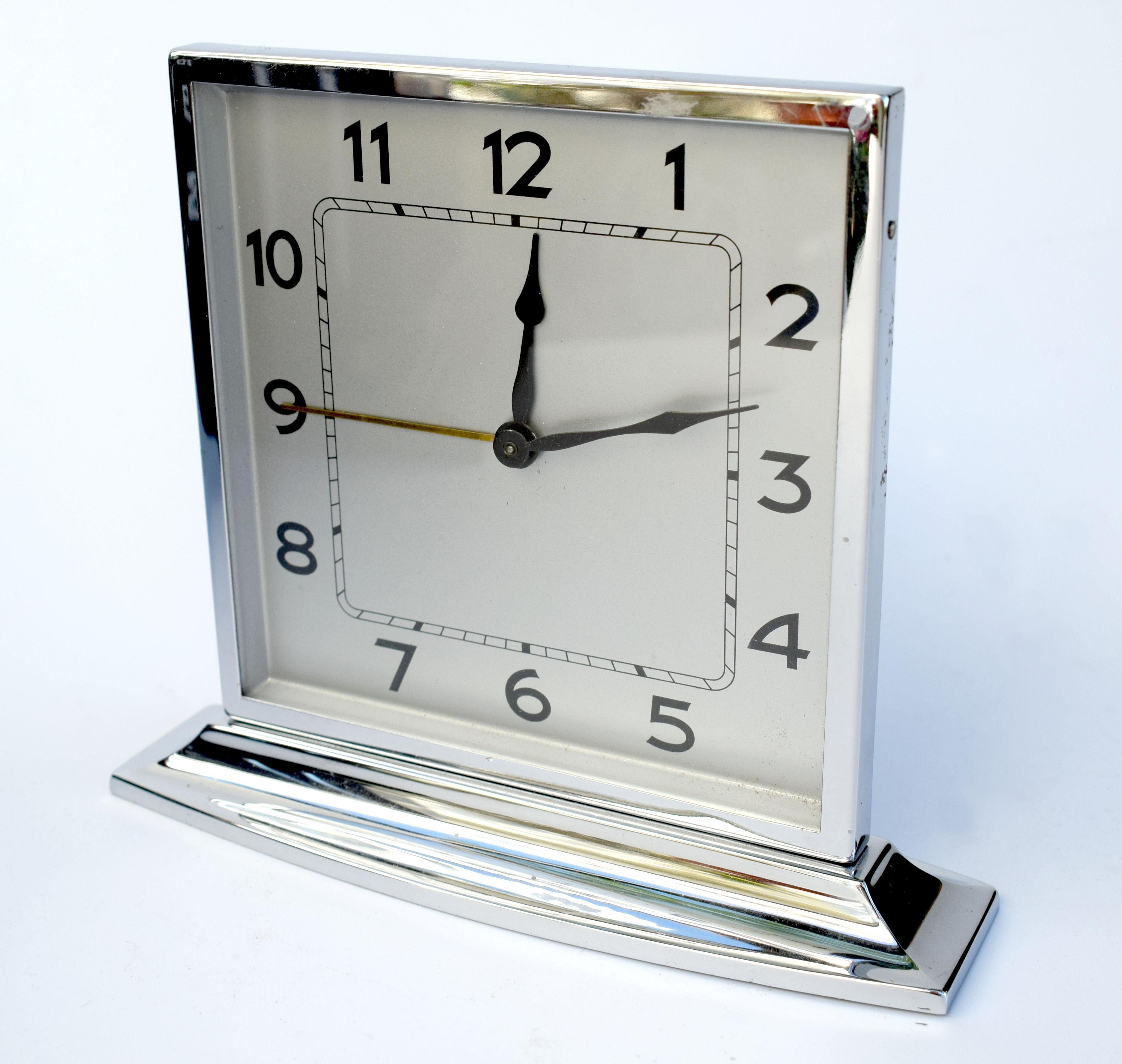 Art Deco Chrome Desk Clock, 1930s In Good Condition In Devon, England