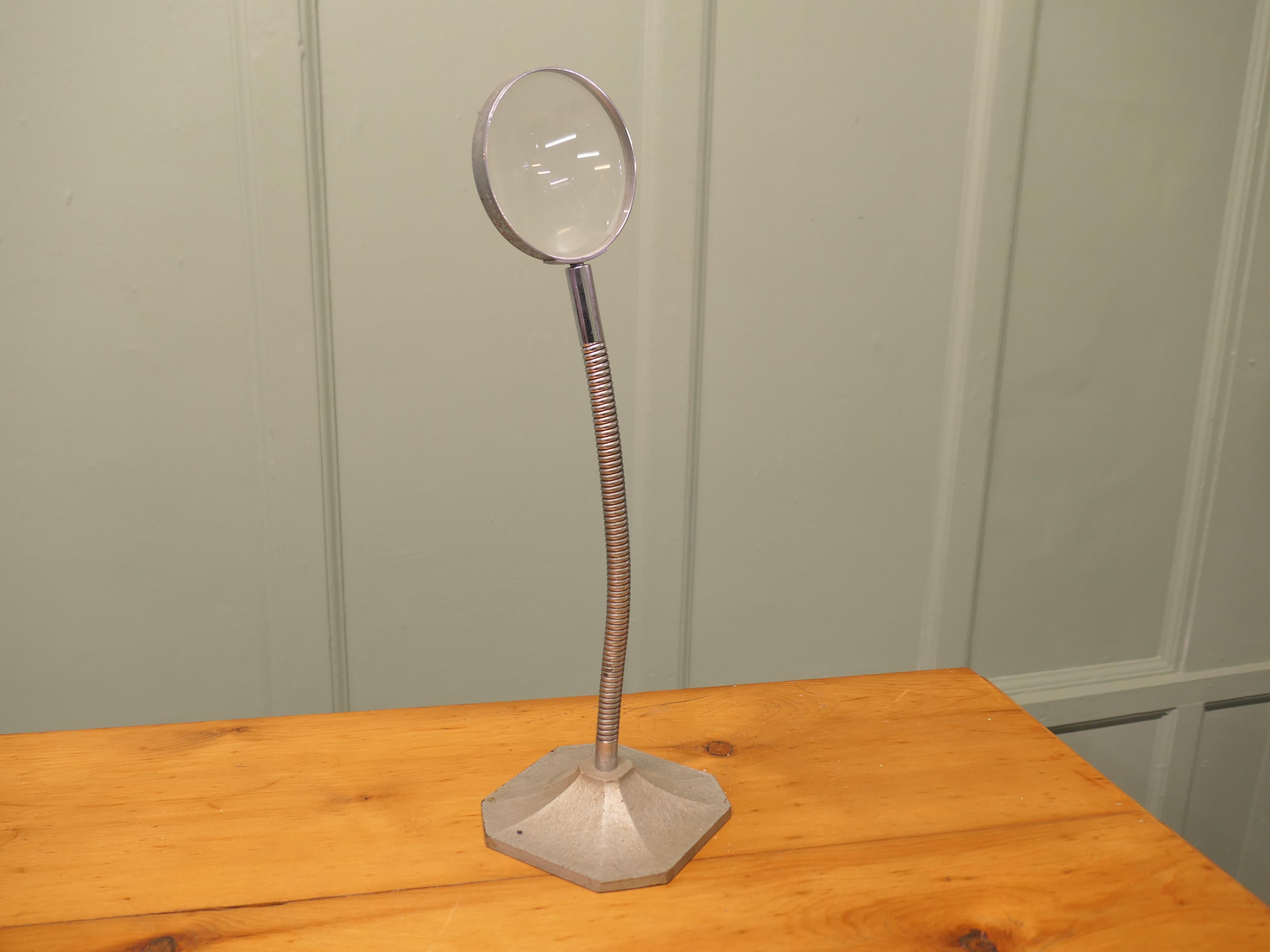 Lente d'ingrandimento da tavolo in cromo Art Deco In condizioni buone in vendita a Godshill, Isle of Wight