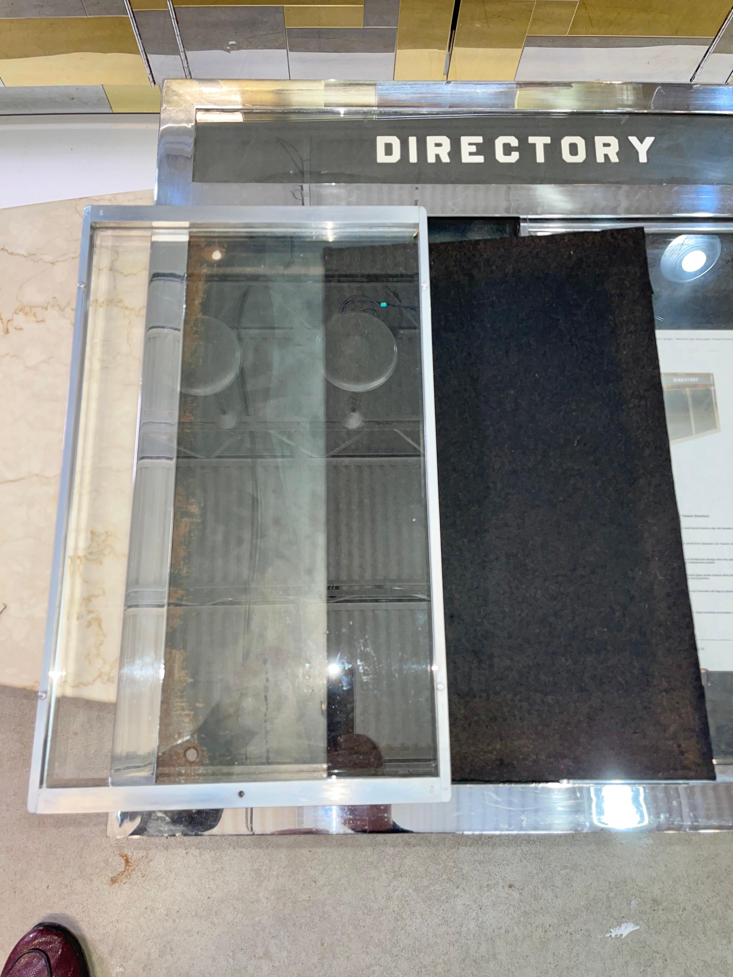 Panneau d'annuaire de gratte-ciel Art Déco en chrome et verre en vente 8