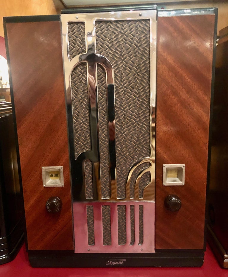 Art Deco Chrome Grill Majestic 161 Restored Tube Radio Bluetooth at