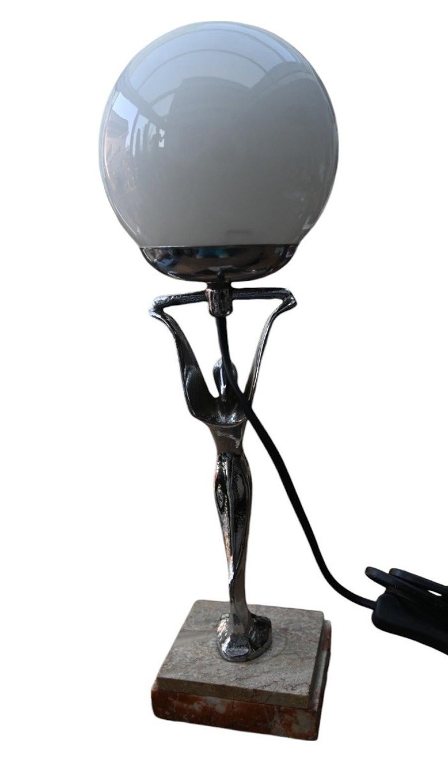 Belge Lampe Art Déco en métal chromé, 1920-30 en vente