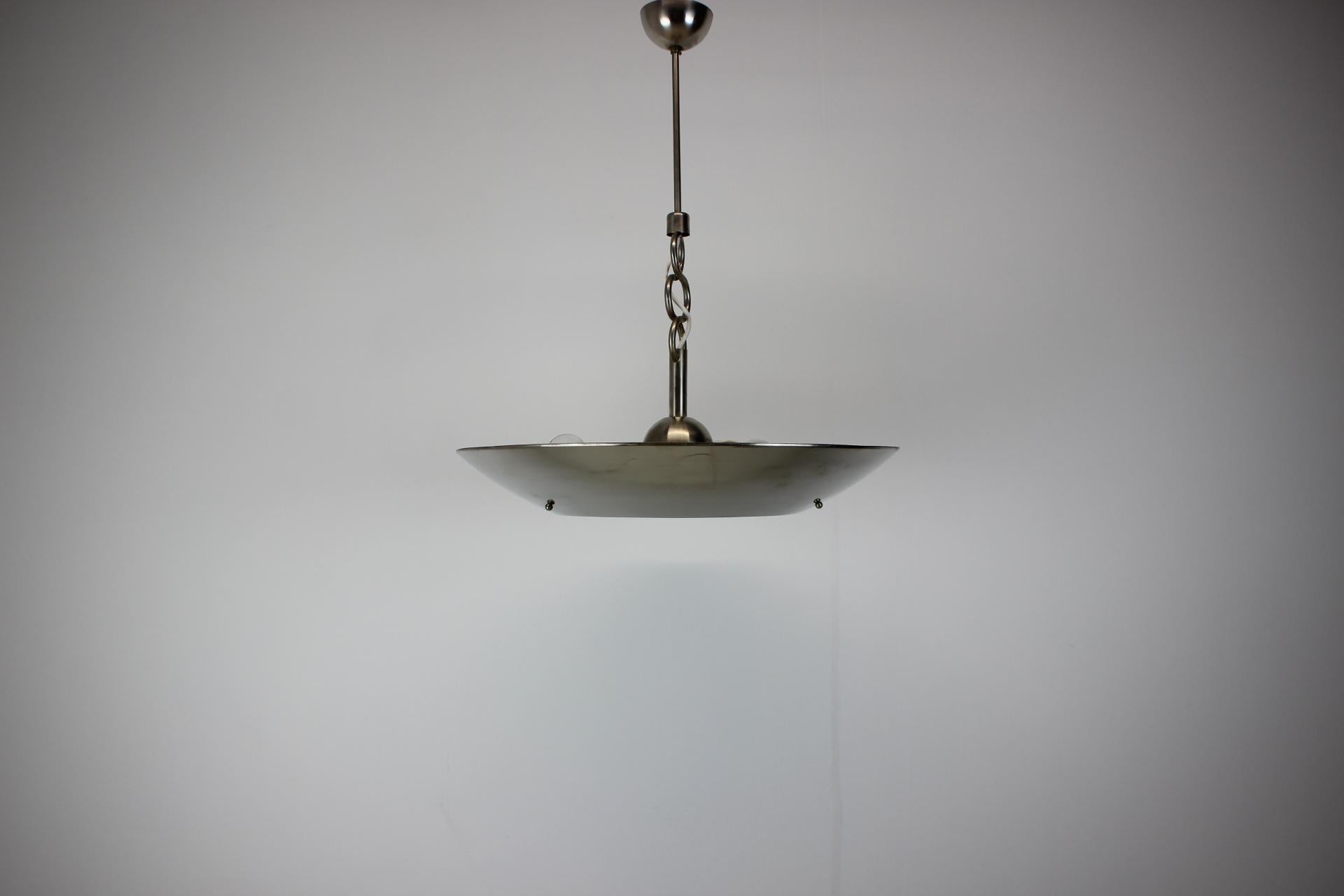 Art déco Lampe à suspension Art Déco en chrome de la designer Franta Anyz, Tchécoslovaquie, années 1930 en vente