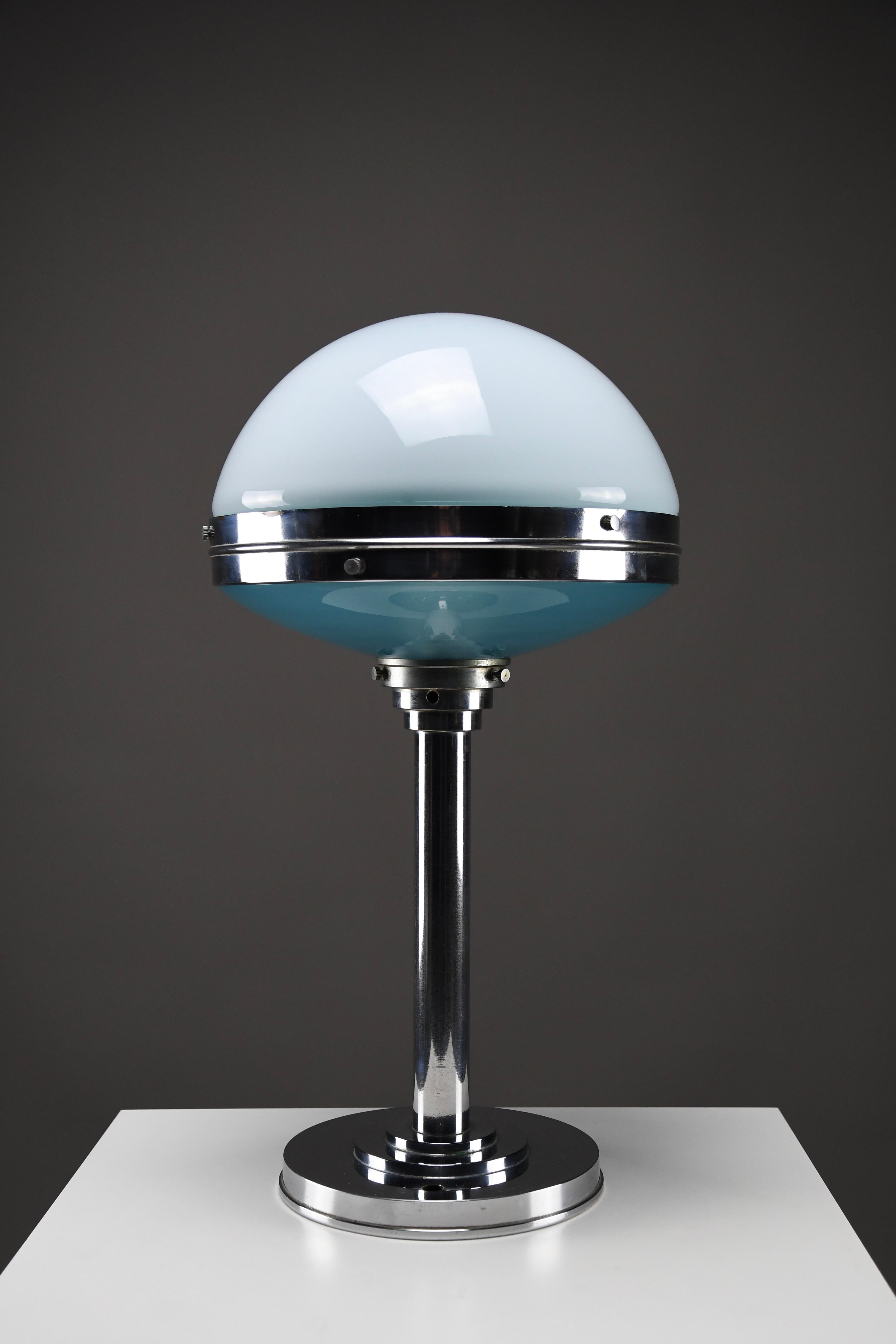 Lámpara de mesa Art Déco cromada de Bosi & Cie - Model Ilrin 135, Francia Años 30 en Bueno estado para la venta en Weesp, NL