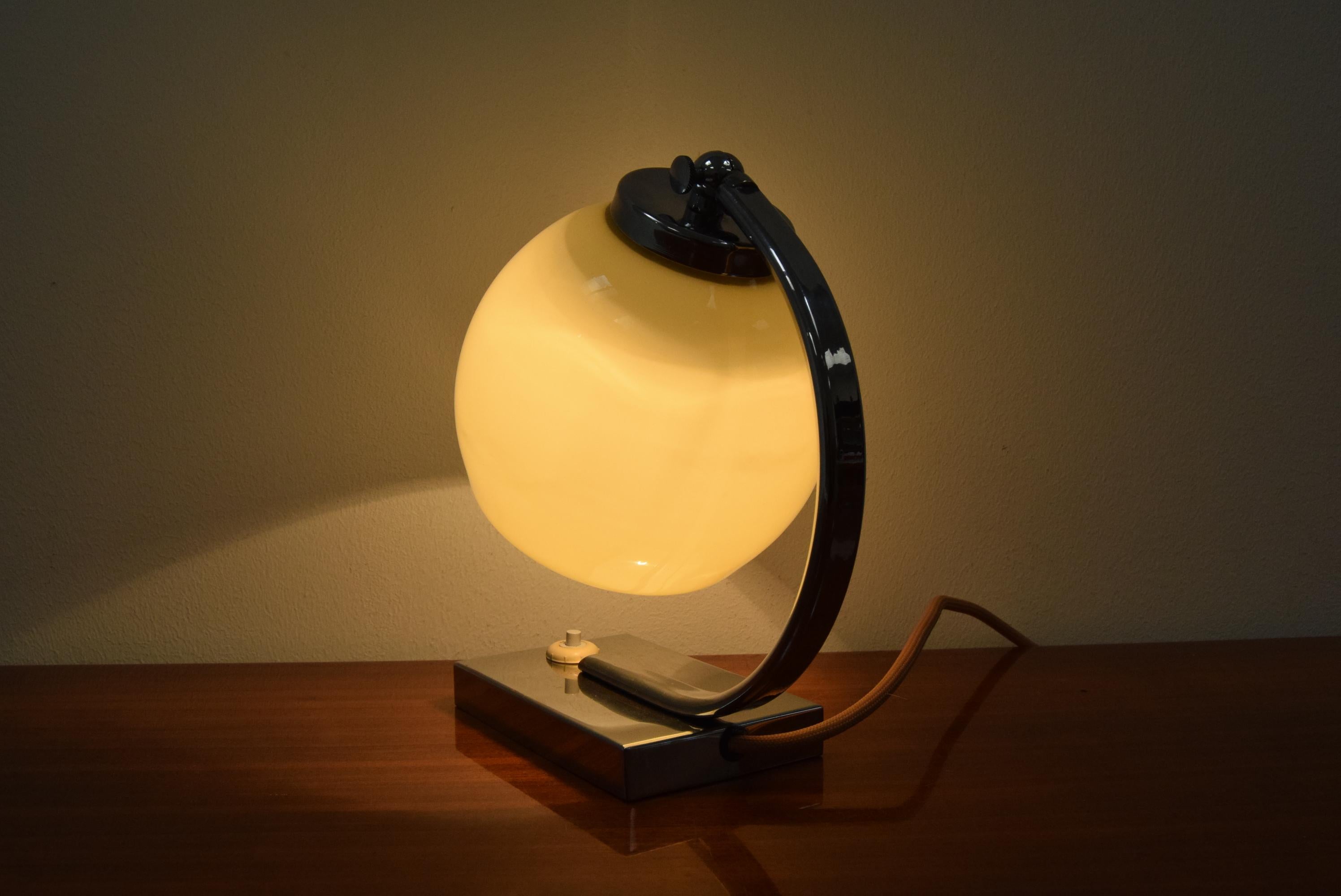 Lampe de table Art Déco chromée, années 1930 2