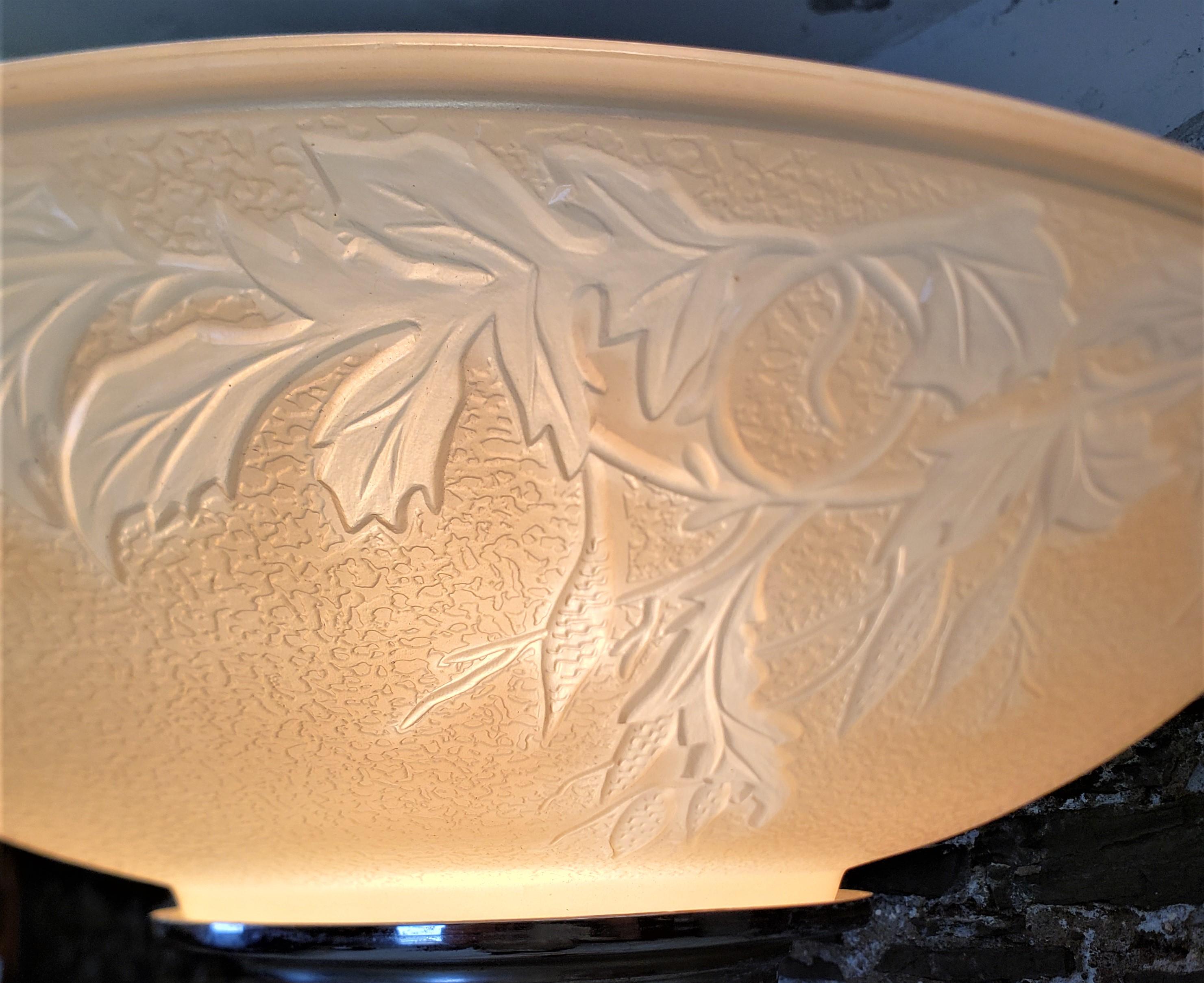 Lampadaire torchère Art Déco chromé avec perroquet sculpté et base en marbre empilée en vente 8