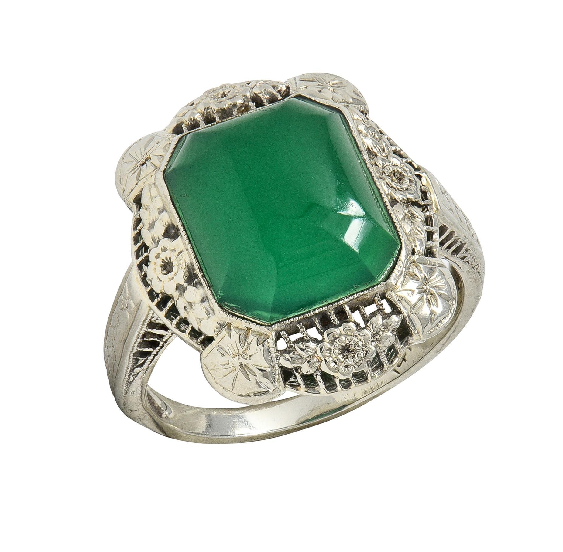 Art Deco Chrysoprase 14 Karat White Gold Vintage Orange Blossom Dinner Ring im Angebot 2