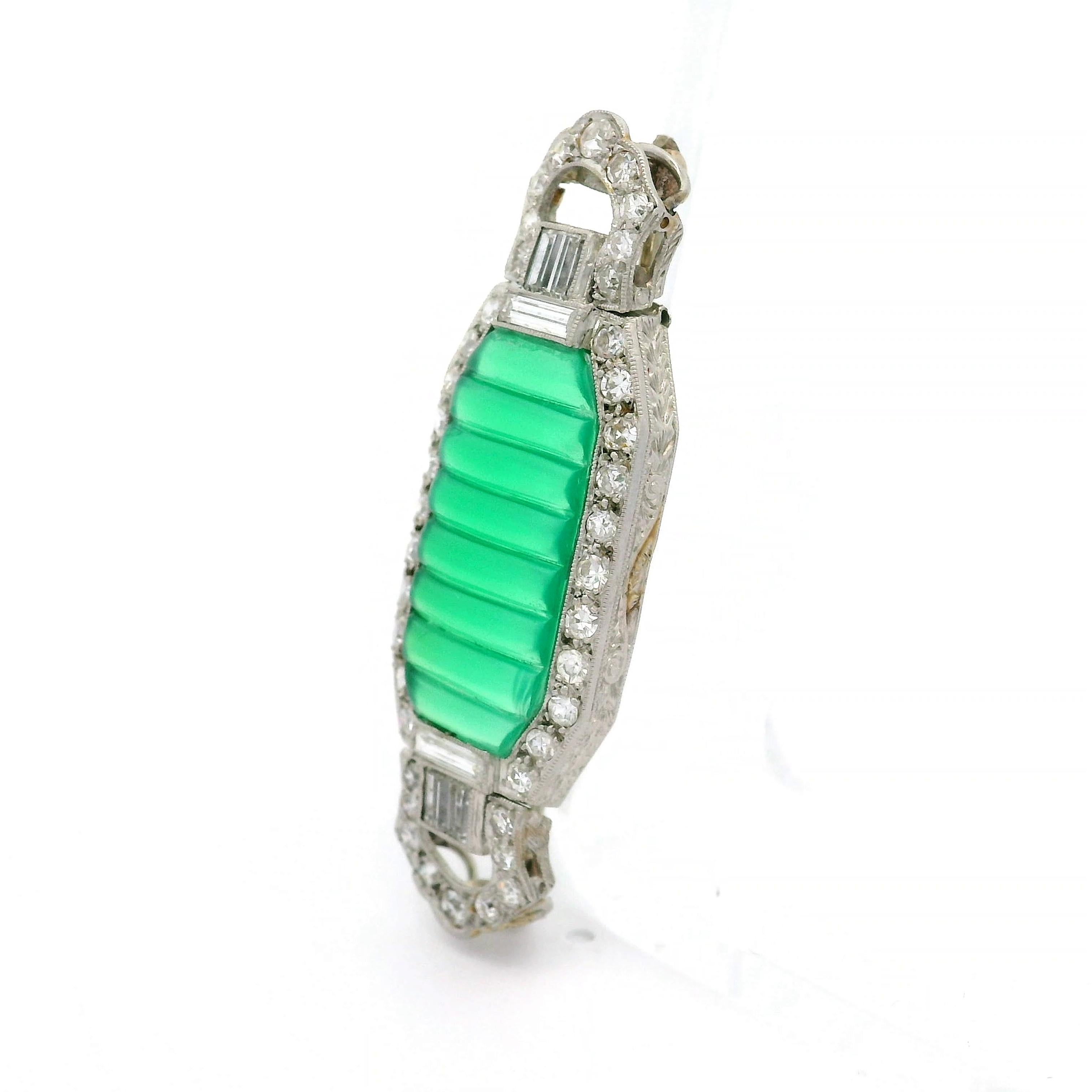 Women's Art Deco Chrysoprase Diamond Platinum Brooch For Sale