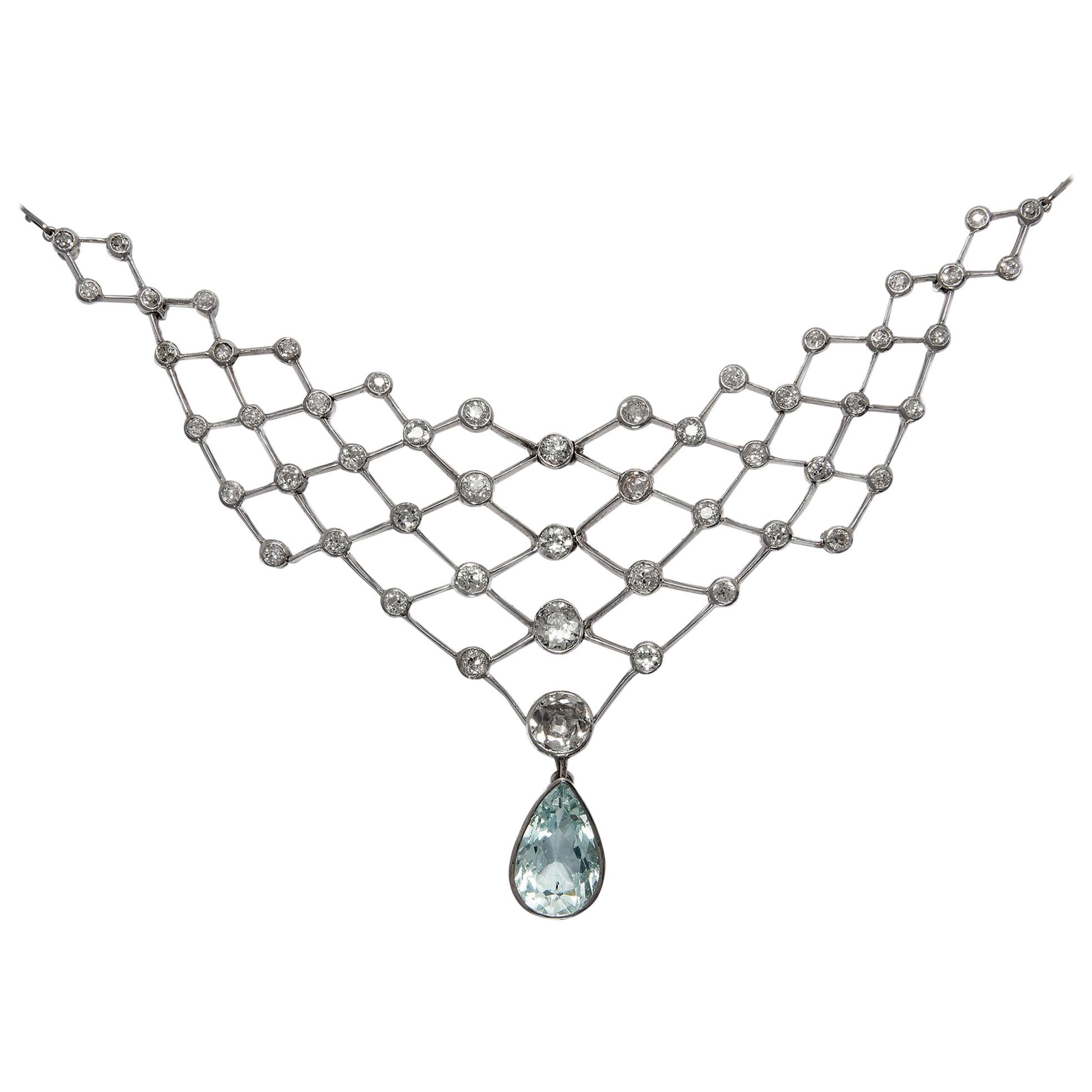 Art Deco circa 1920, 7.13 Ct White Diamond & 6.50 Ct Aquamarine Tiara & Necklace For Sale