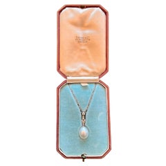 Art Deco circa 1920 Tiffany & Co. Regent Street Platinum Diamond Pearl Necklace