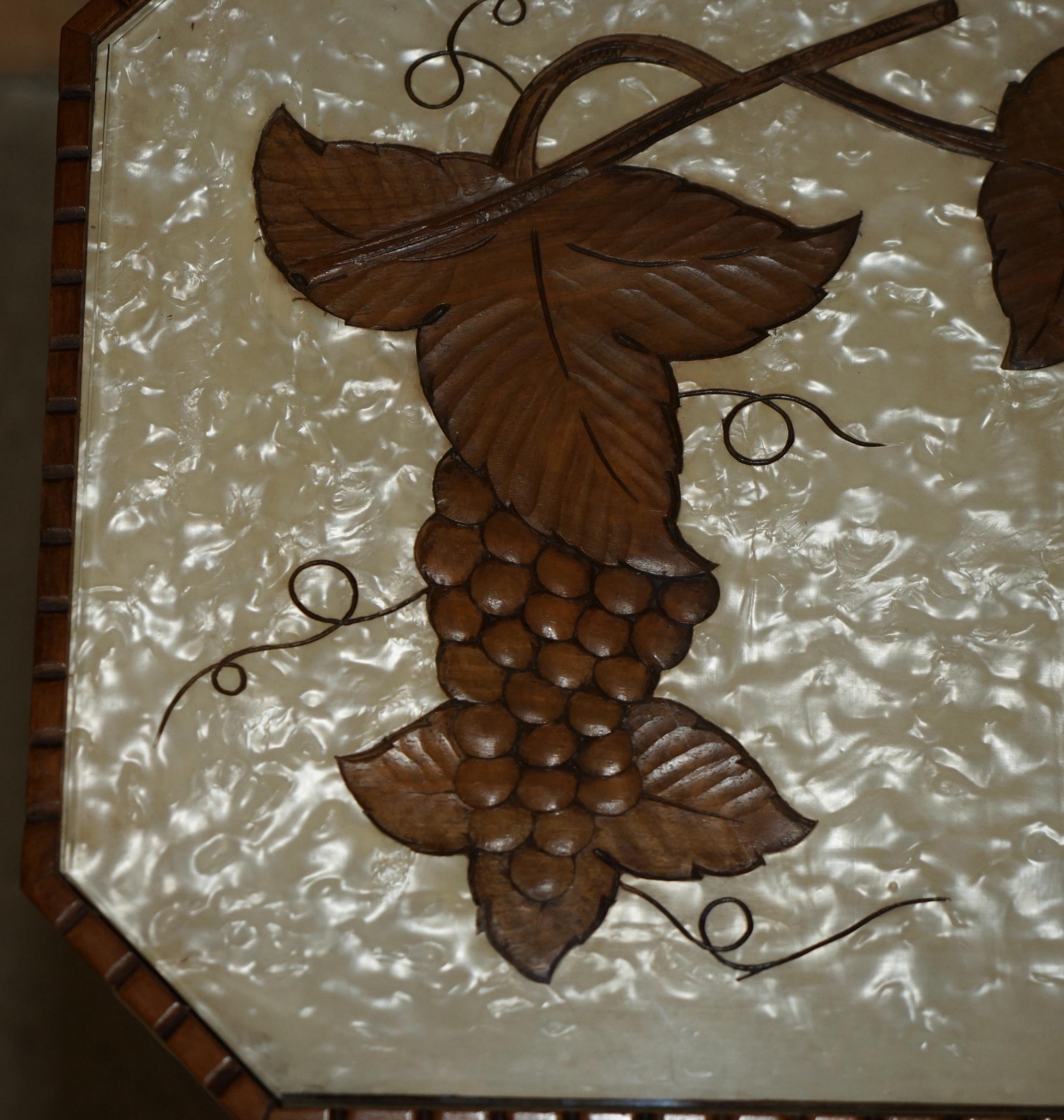 ART DECO CIRCA 1920's MOTHER OF PEARL WALNUT TRAY TABLE WITH REMOVABLE TRAY For Sale 2