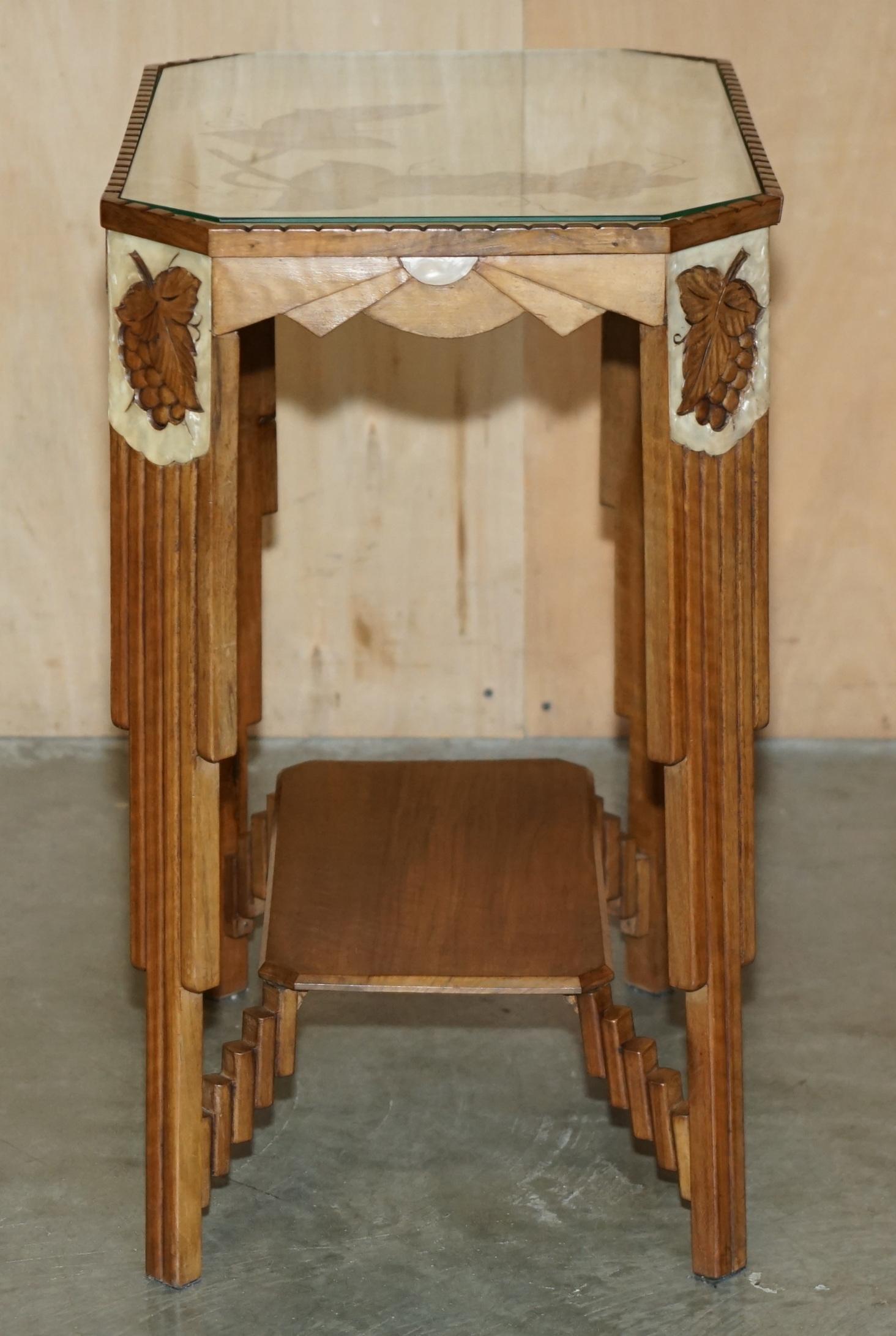 ART DECO CIRCA 1920's MOTHER OF PEARL WALNUT TRAY TABLE WITH REMOVABLE TRAY For Sale 9