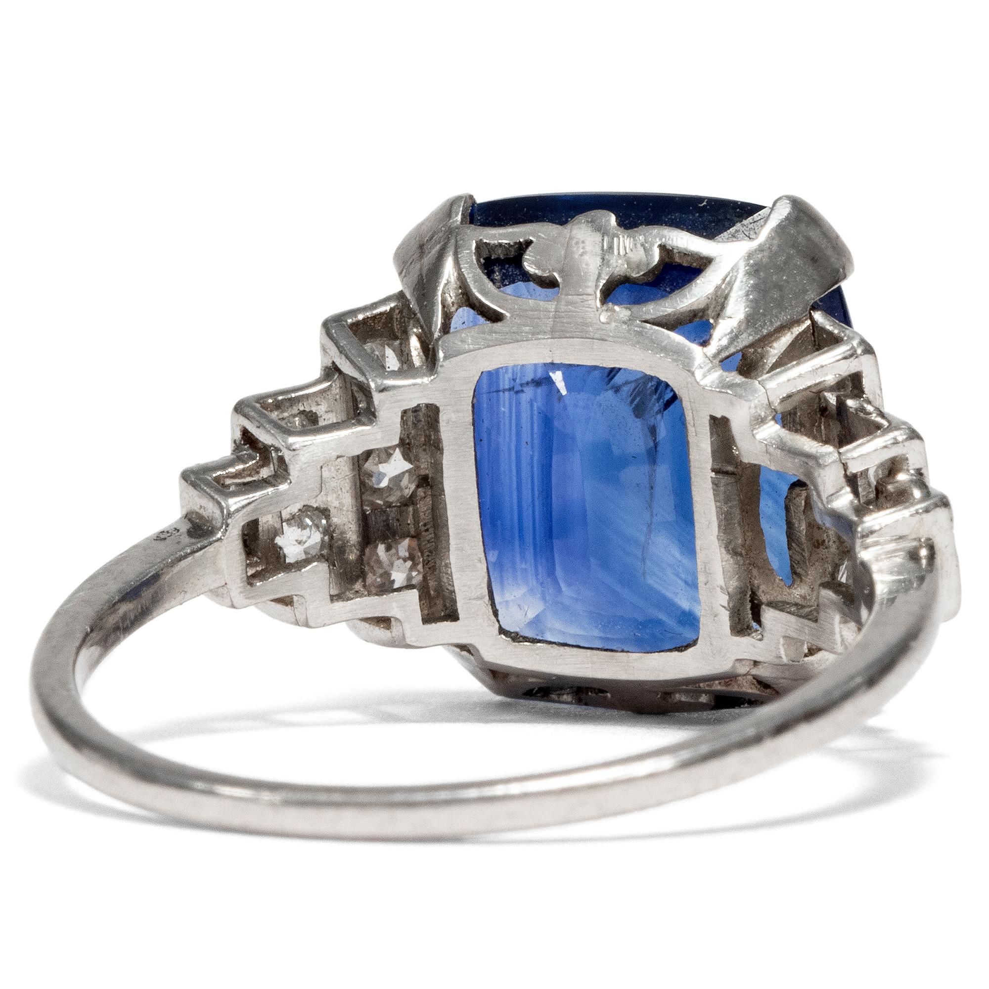 Women's or Men's Art Déco  8.20 Carat Natural Blue Sapphire Diamond Platinum Cocktail Ring