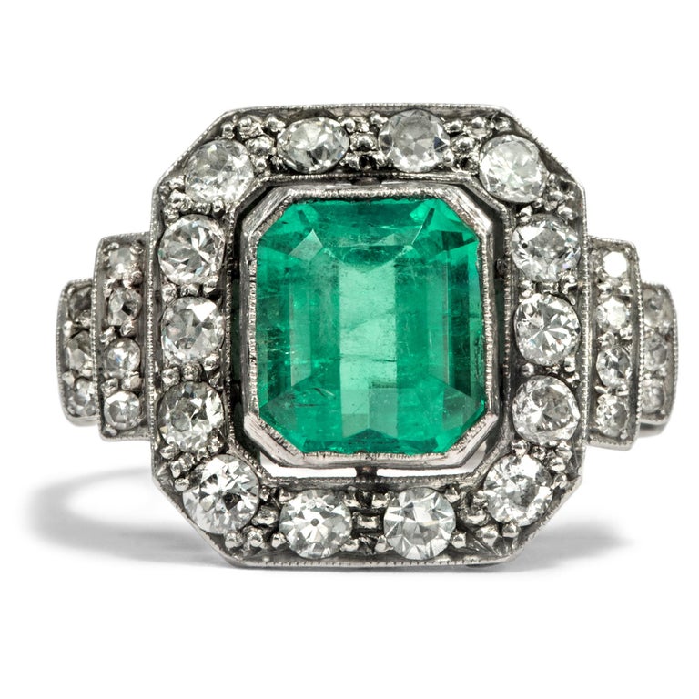 Art Deco circa 1930, Certified 2.42 Carat Emerald Diamond Platinum ...