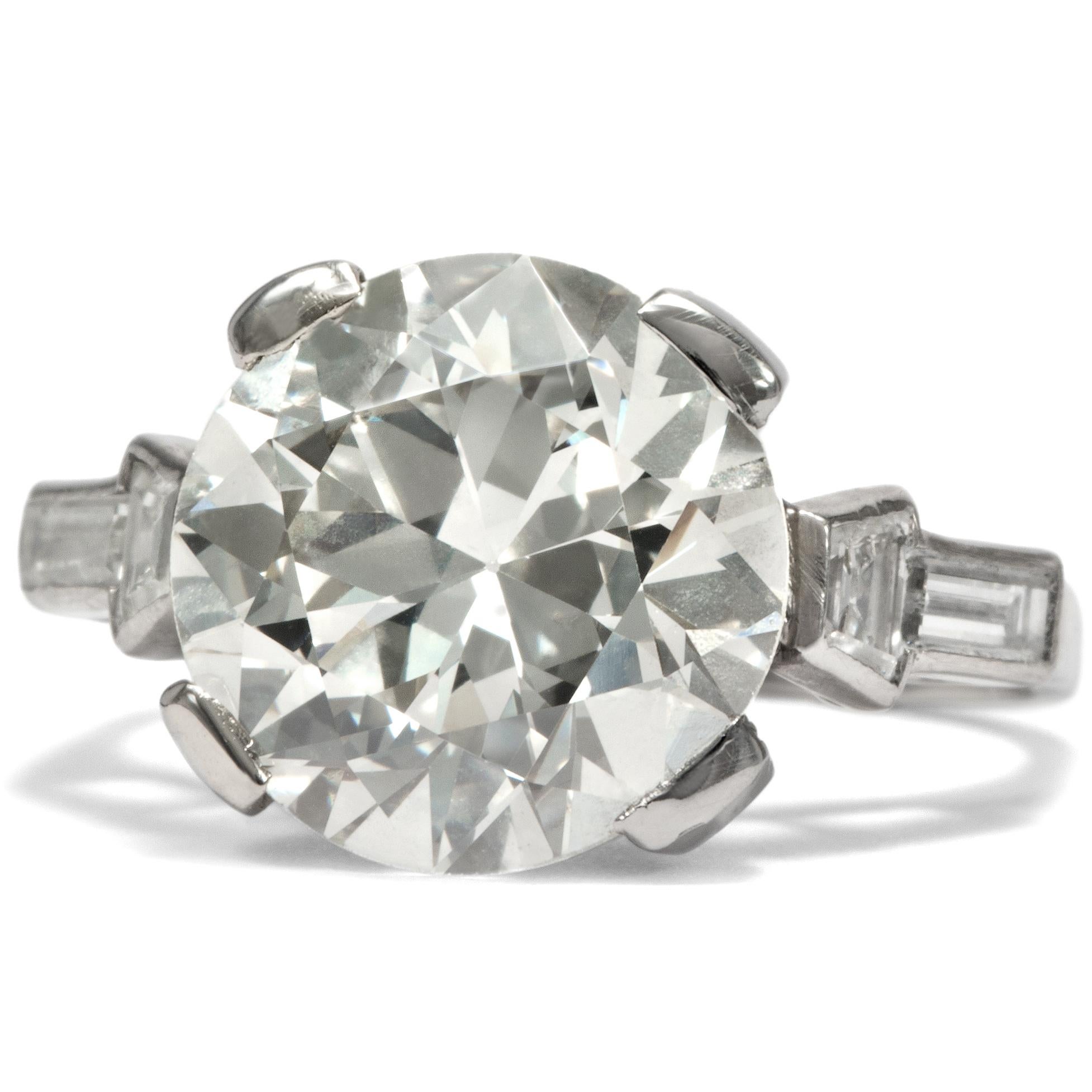 Brilliant Cut Art Deco circa 1940, Certified 4.74 Brilliant Diamond Solitaire Engagement Ring