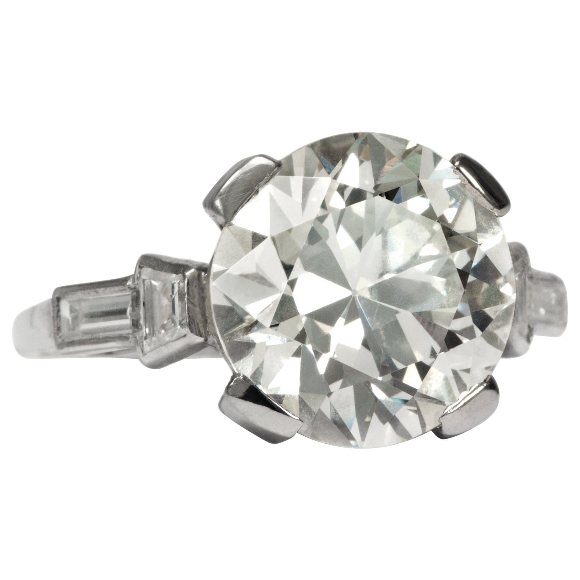 Art Deco circa 1940, Certified 4.74 Brilliant Diamond Solitaire Engagement Ring